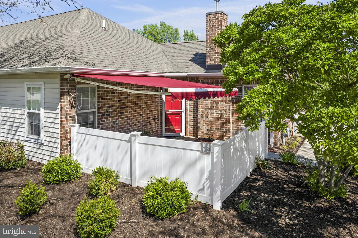 104 VILLAGE WAY 16C