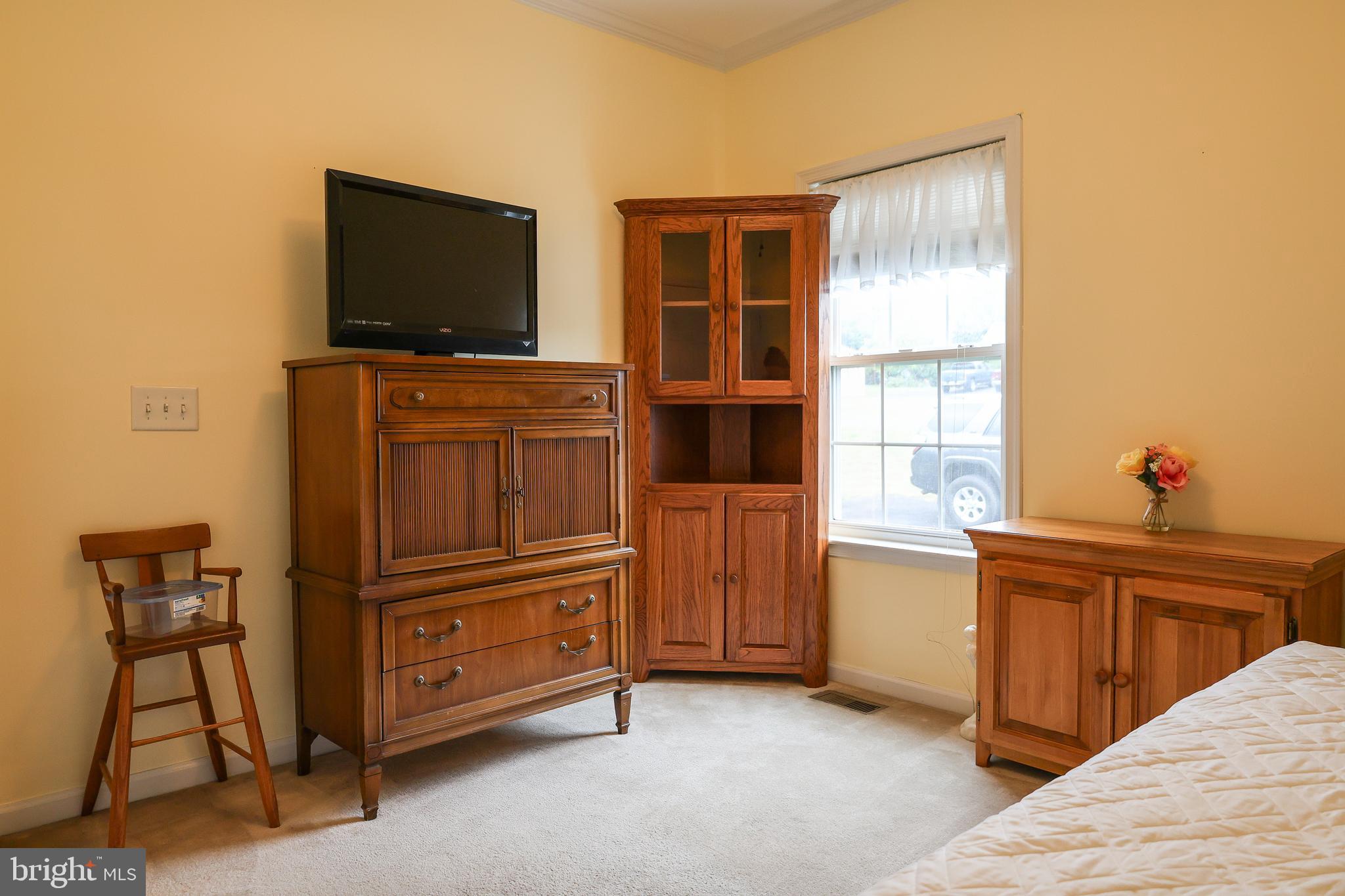 HIGH POINTE - Residential