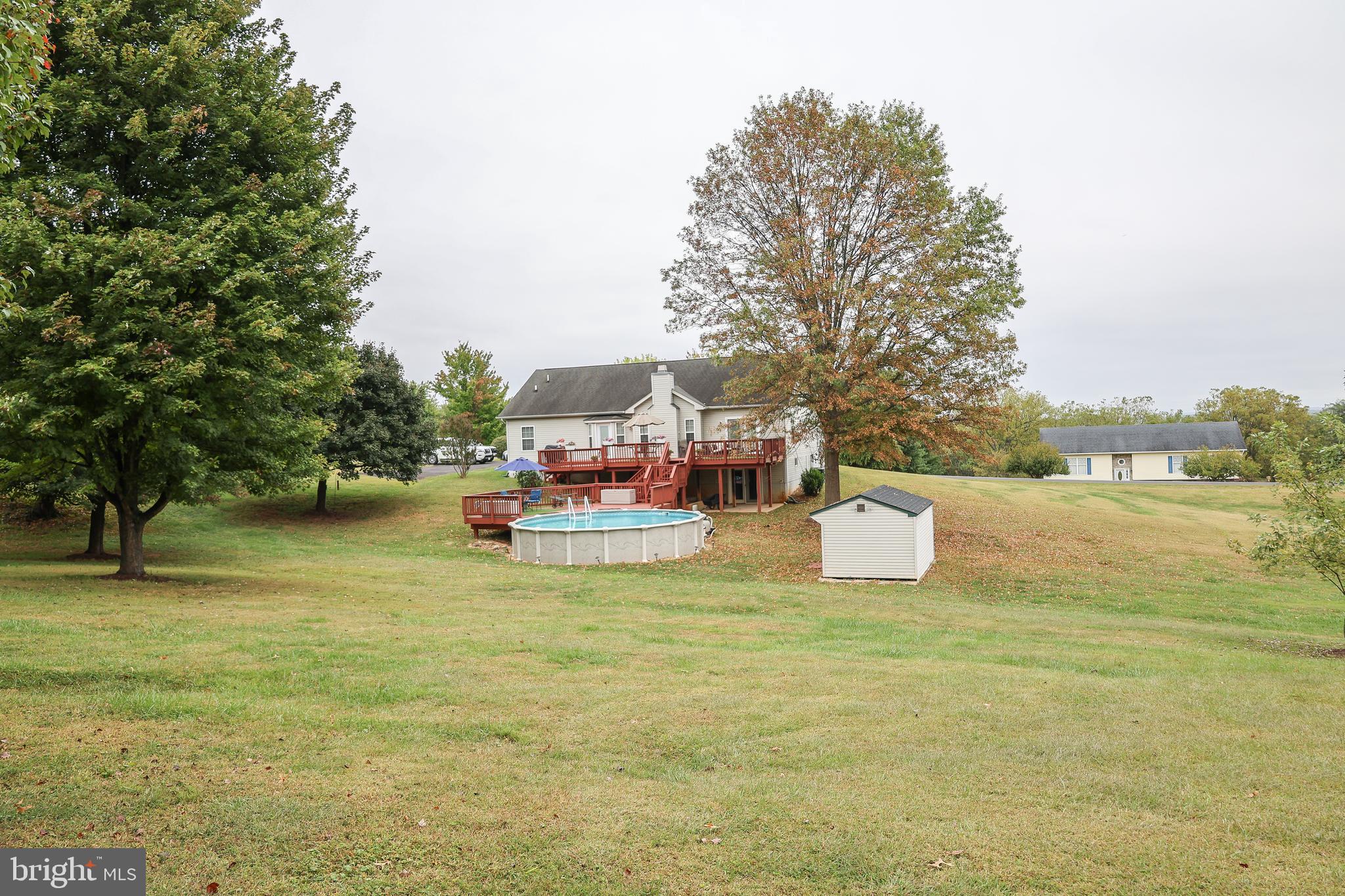 HIGH POINTE - Residential