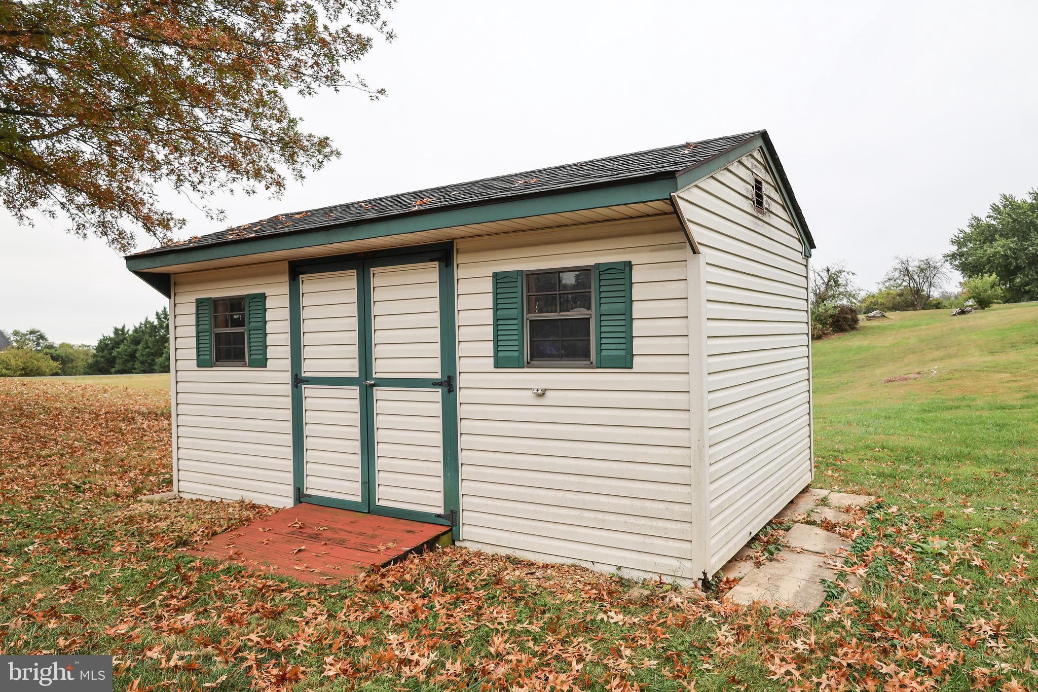 HIGH POINTE - Residential