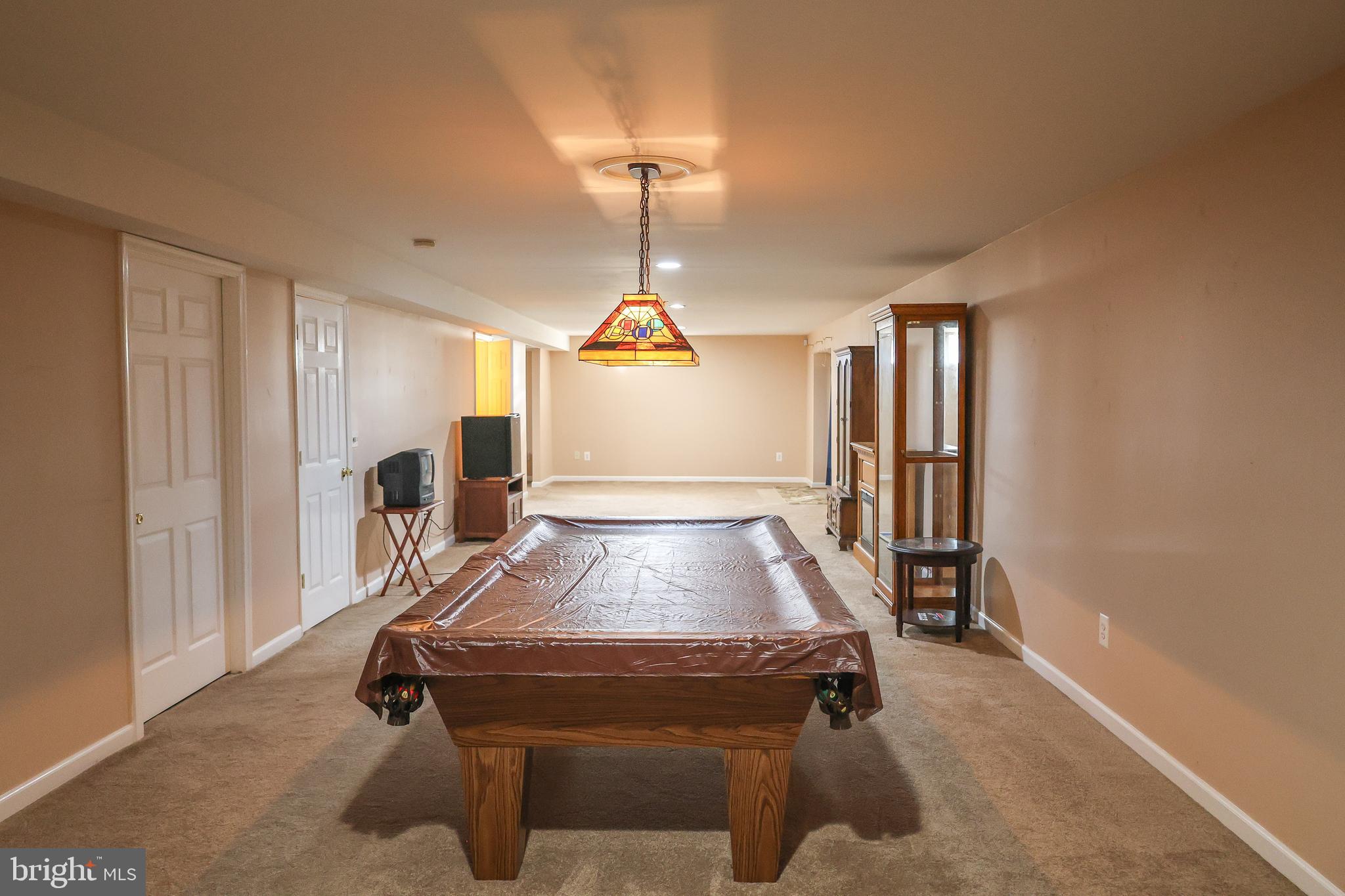 HIGH POINTE - Residential