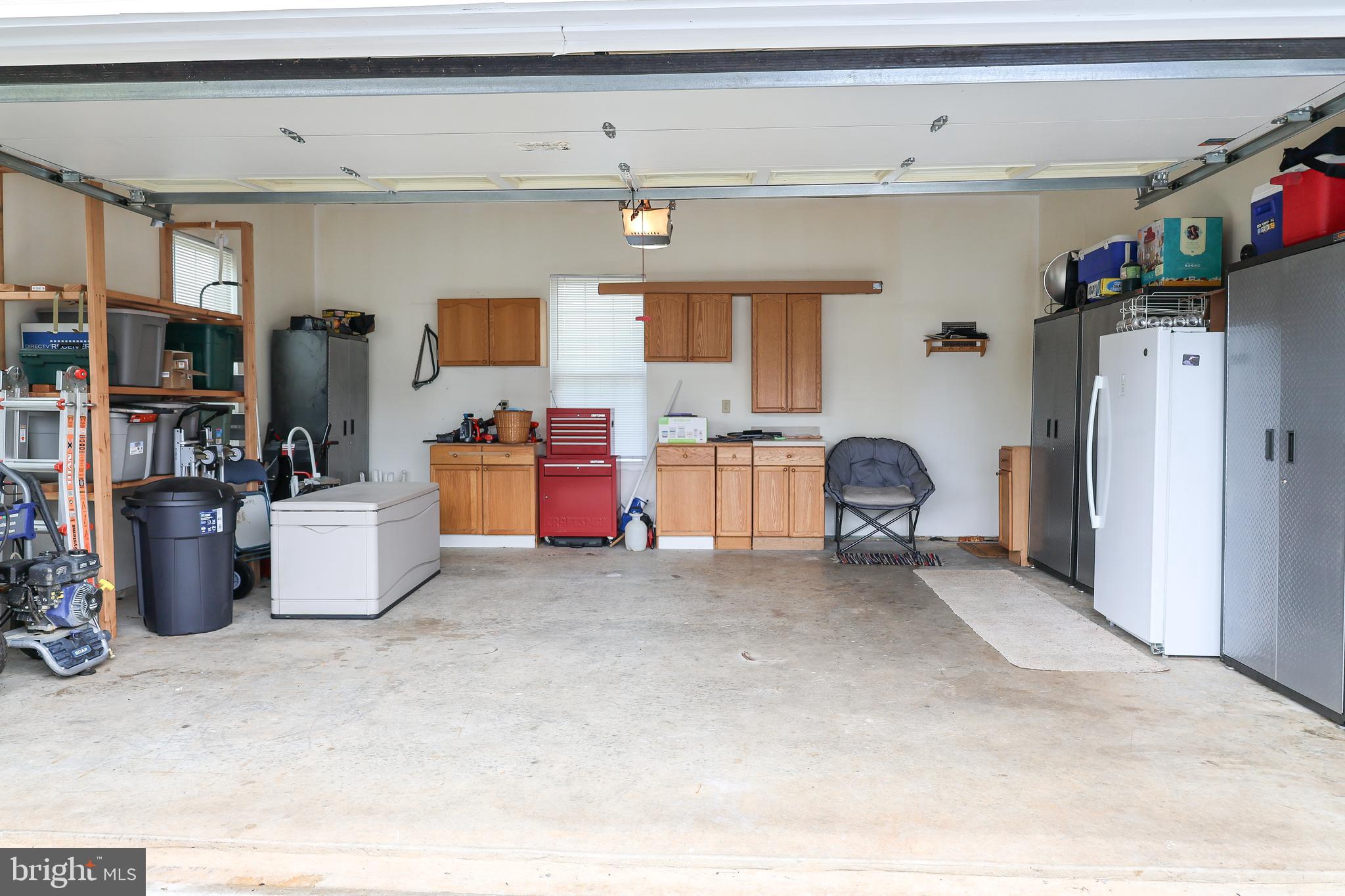 HIGH POINTE - Residential