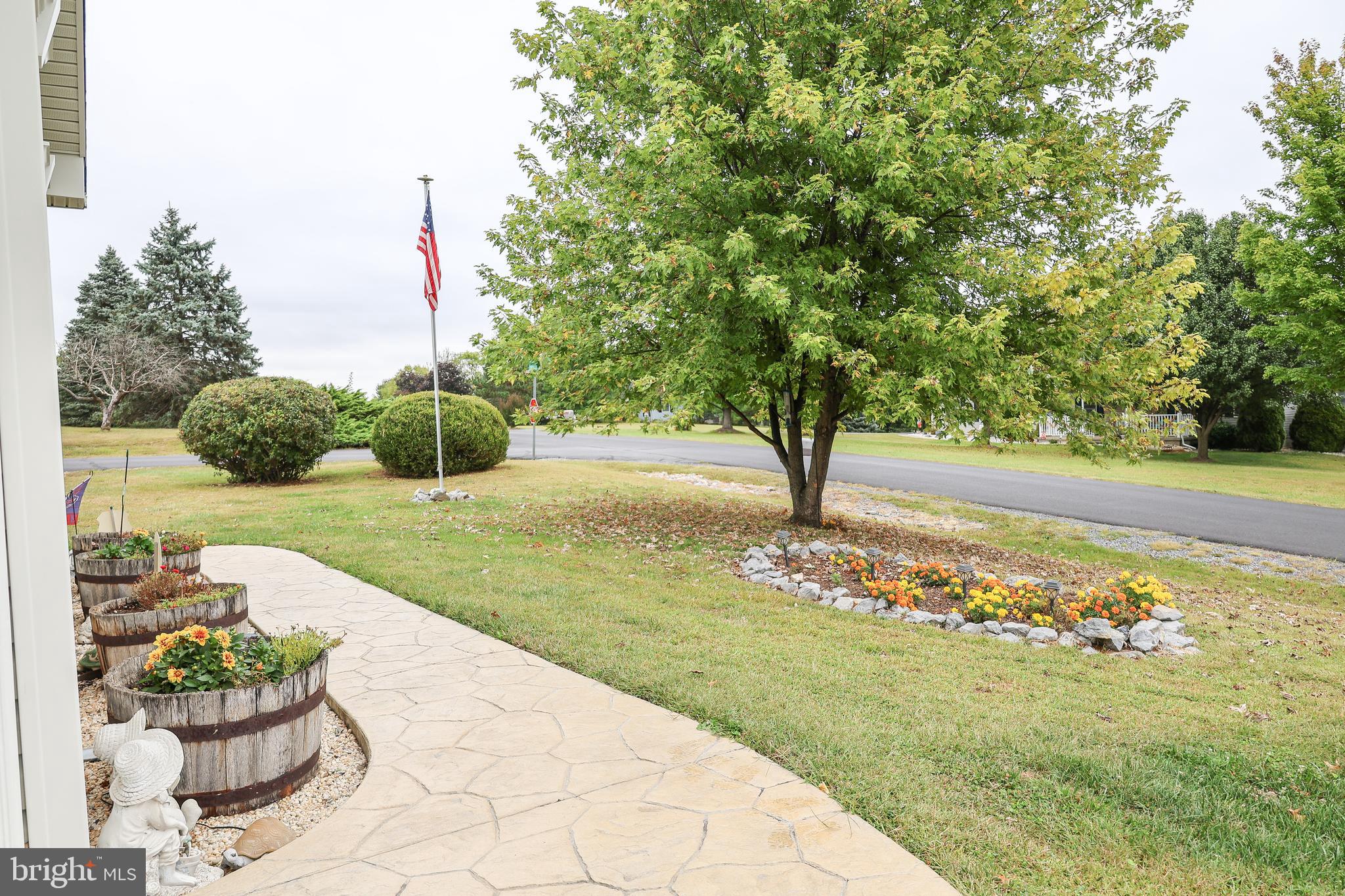 HIGH POINTE - Residential