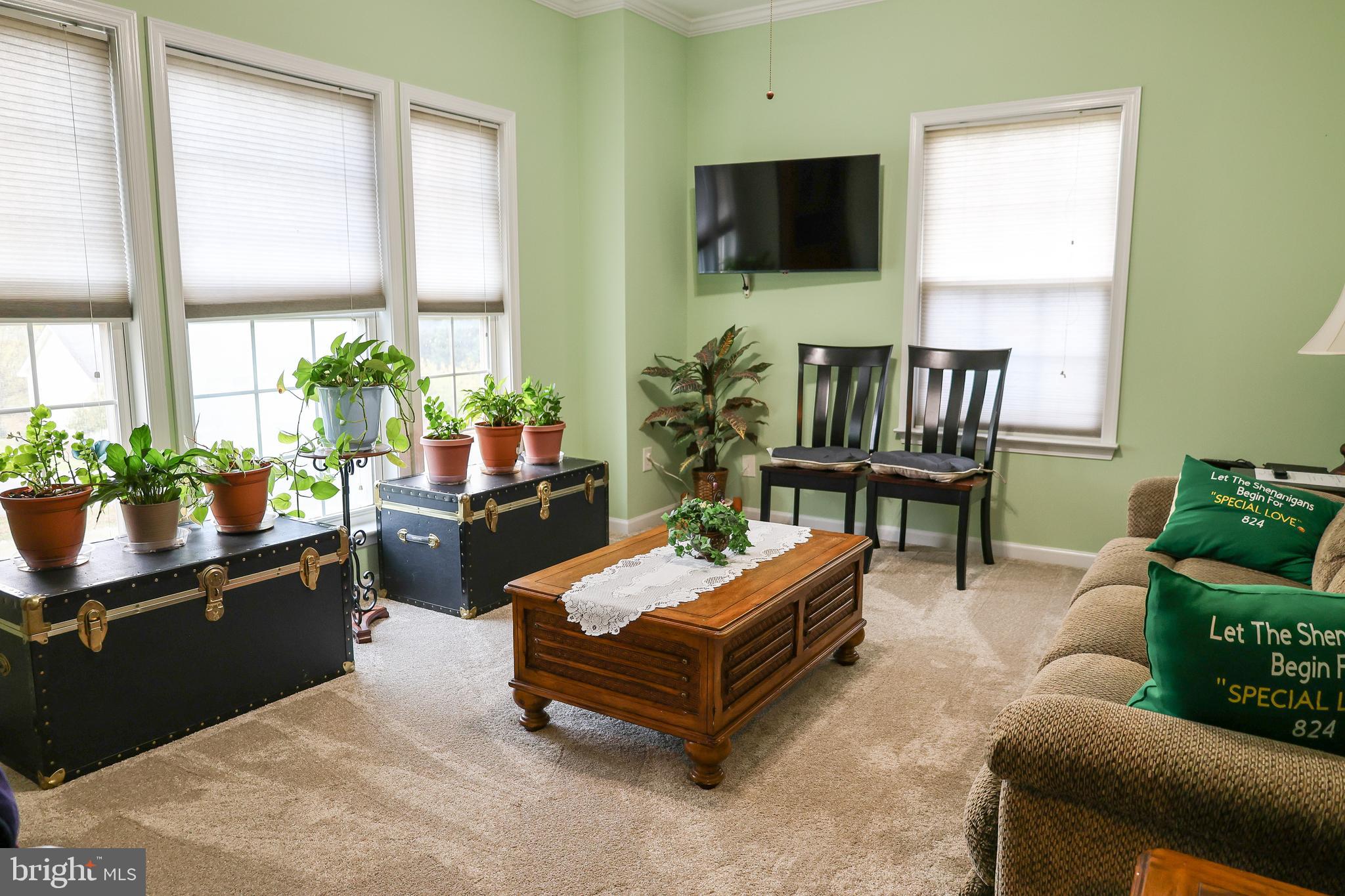 HIGH POINTE - Residential