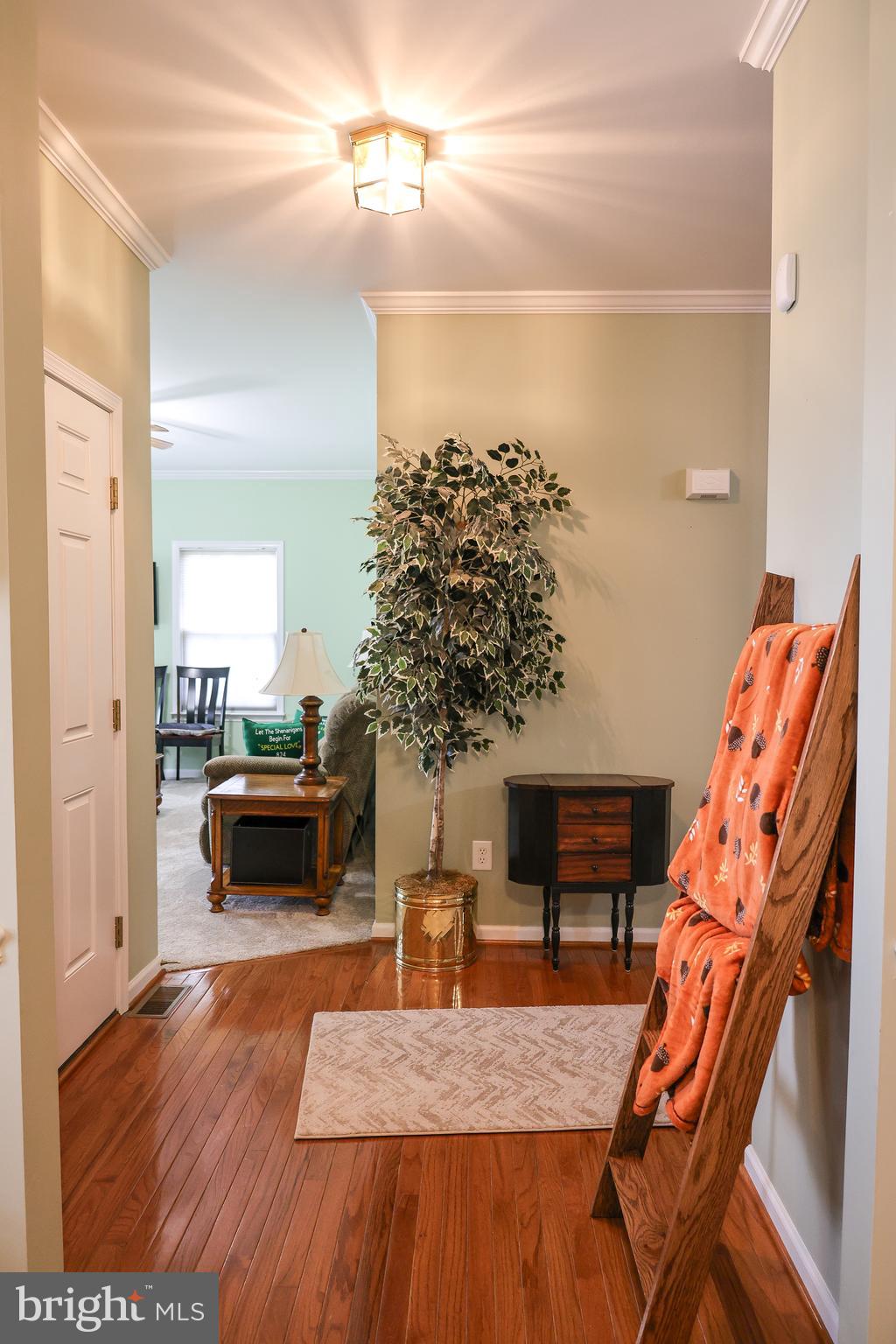 HIGH POINTE - Residential