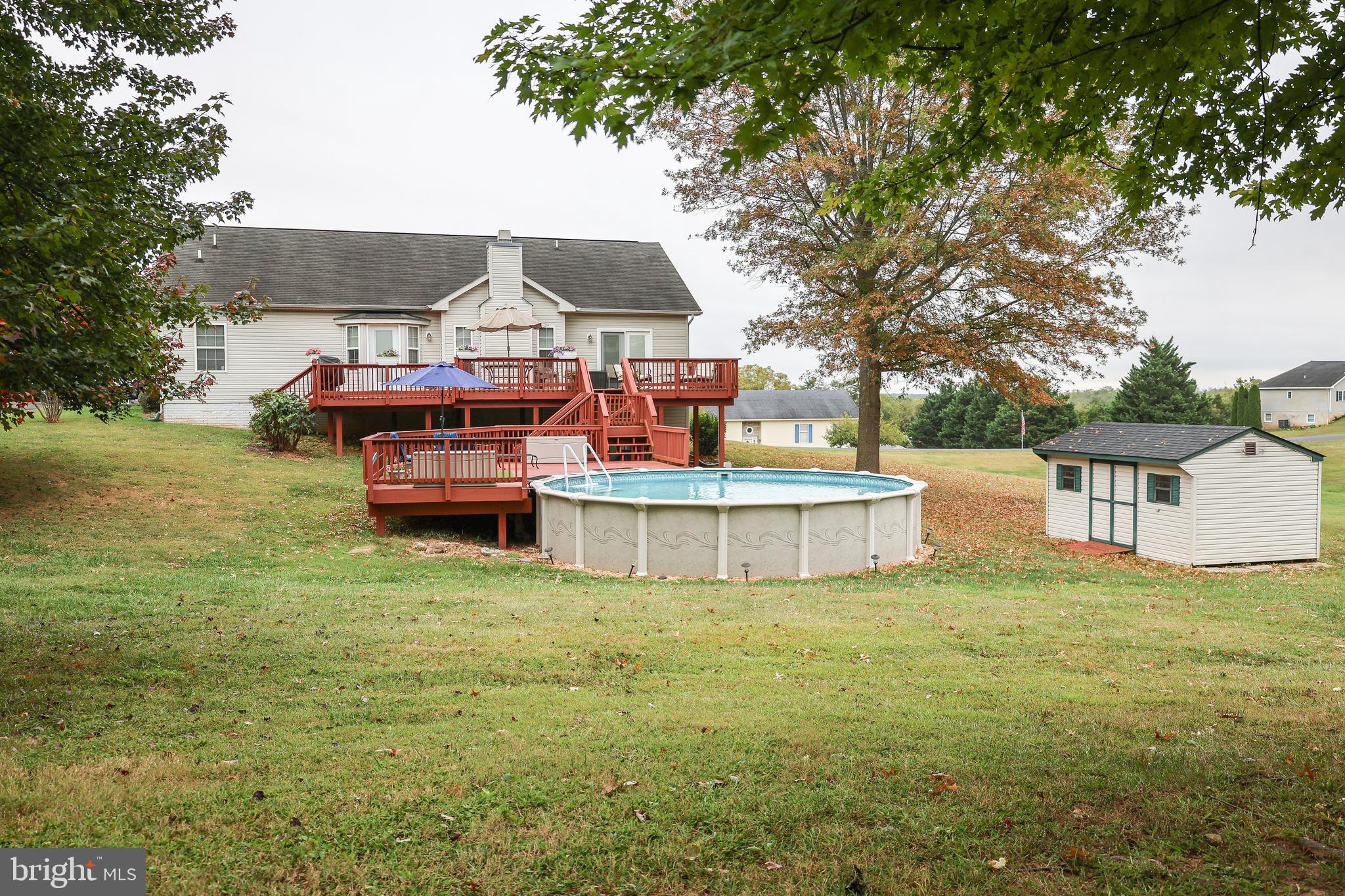 HIGH POINTE - Residential