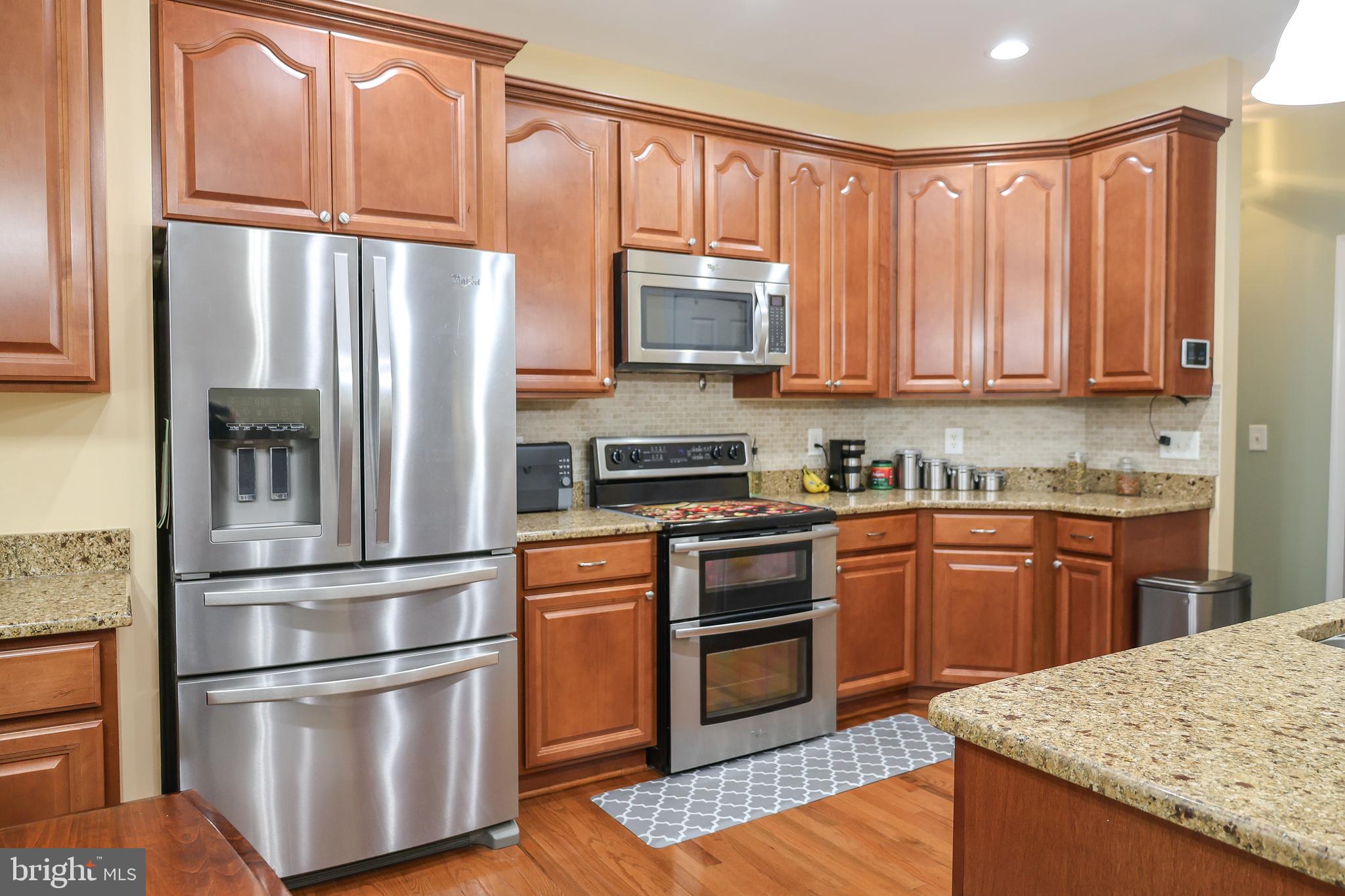 HIGH POINTE - Residential