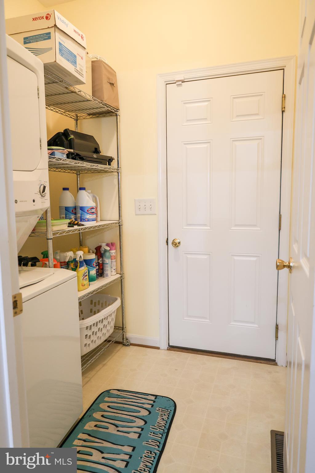 HIGH POINTE - Residential