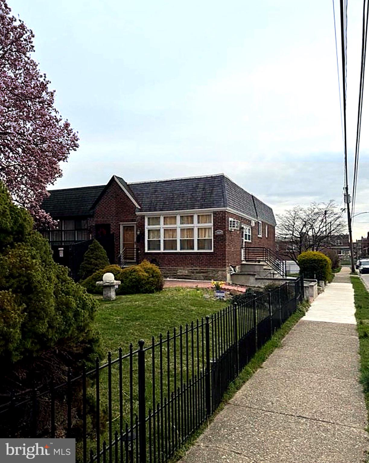 RHAWNHURST - Residential