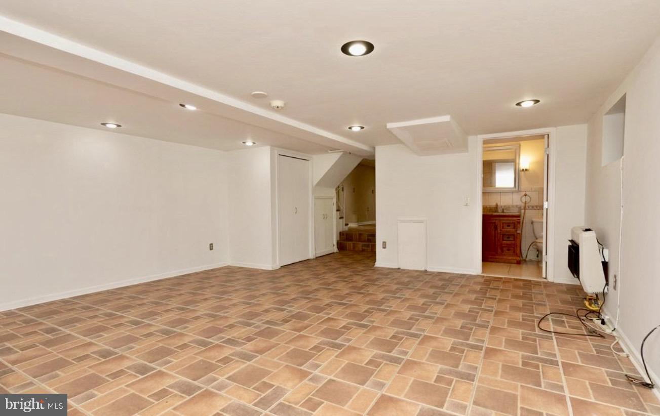 RHAWNHURST - Residential