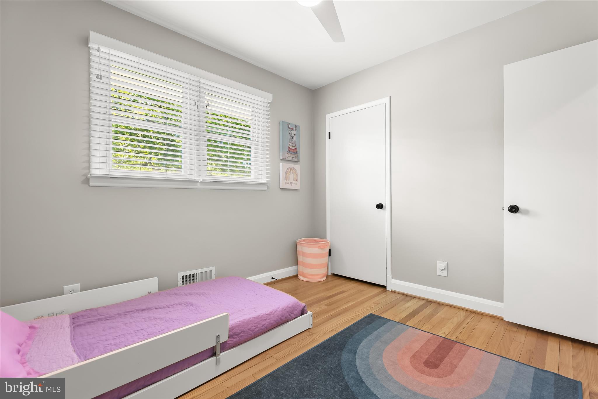 MIDDLE RIVER - Residential