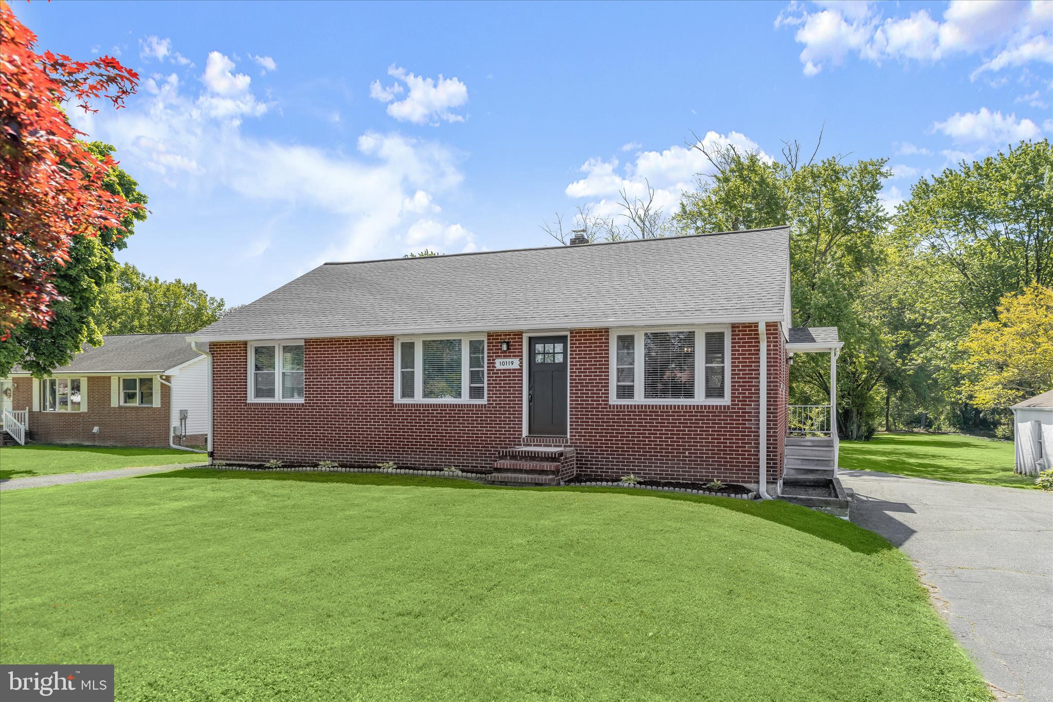 MIDDLE RIVER - Residential