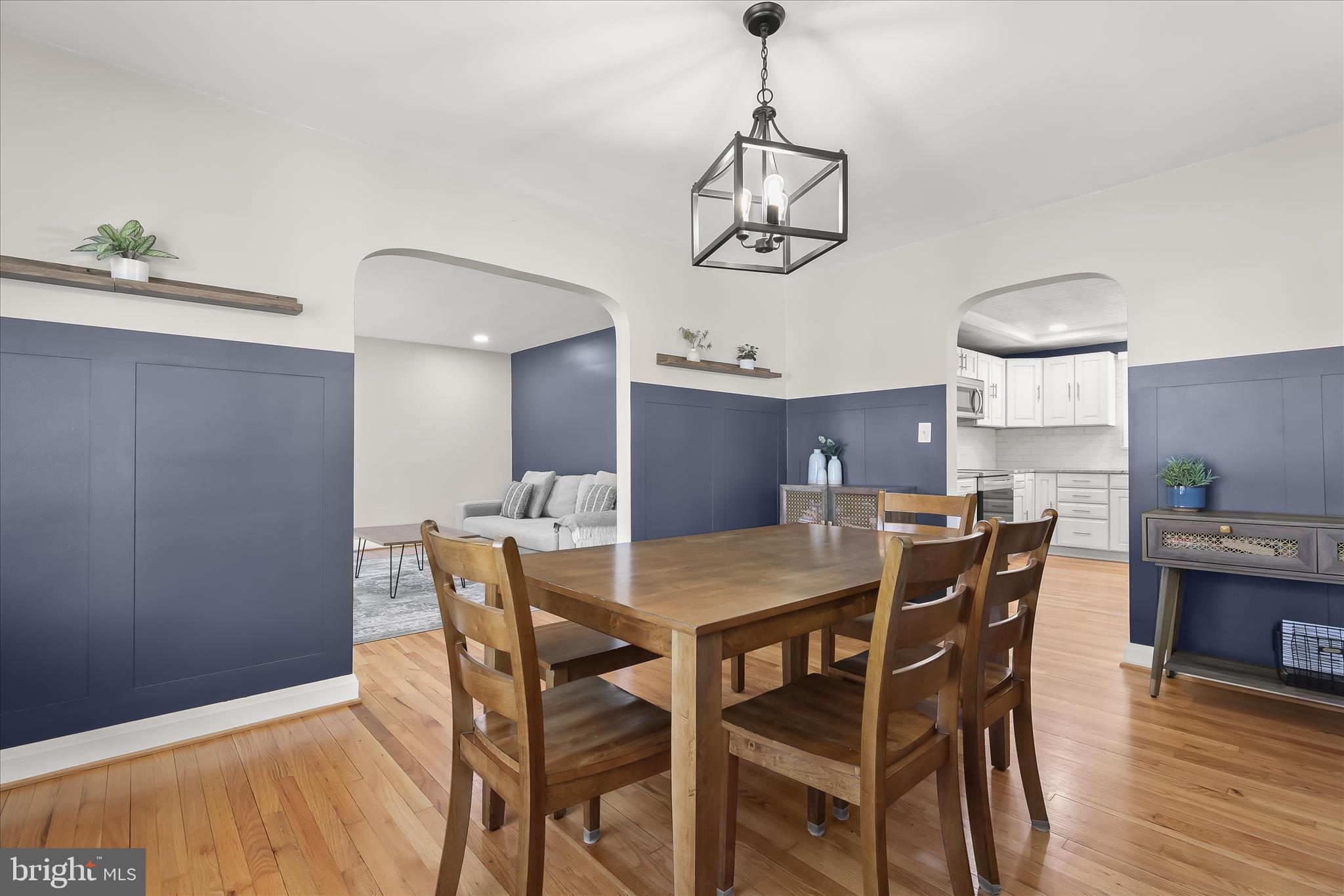 MIDDLE RIVER - Residential