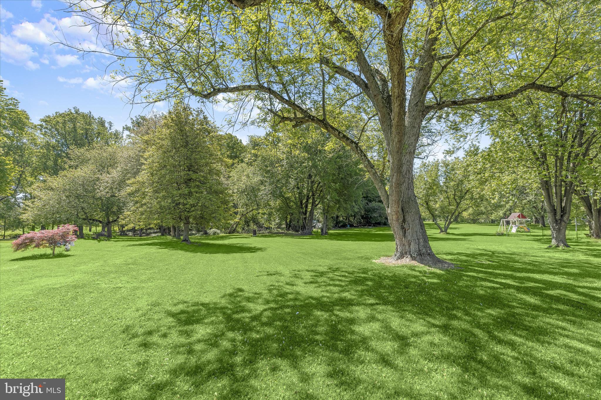 MIDDLE RIVER - Residential