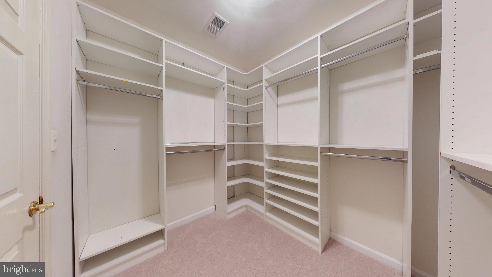 CENTRAL PARK - Residential