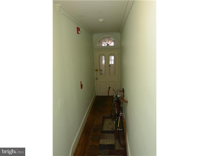 RITTENHOUSE SQUARE - Residential Income