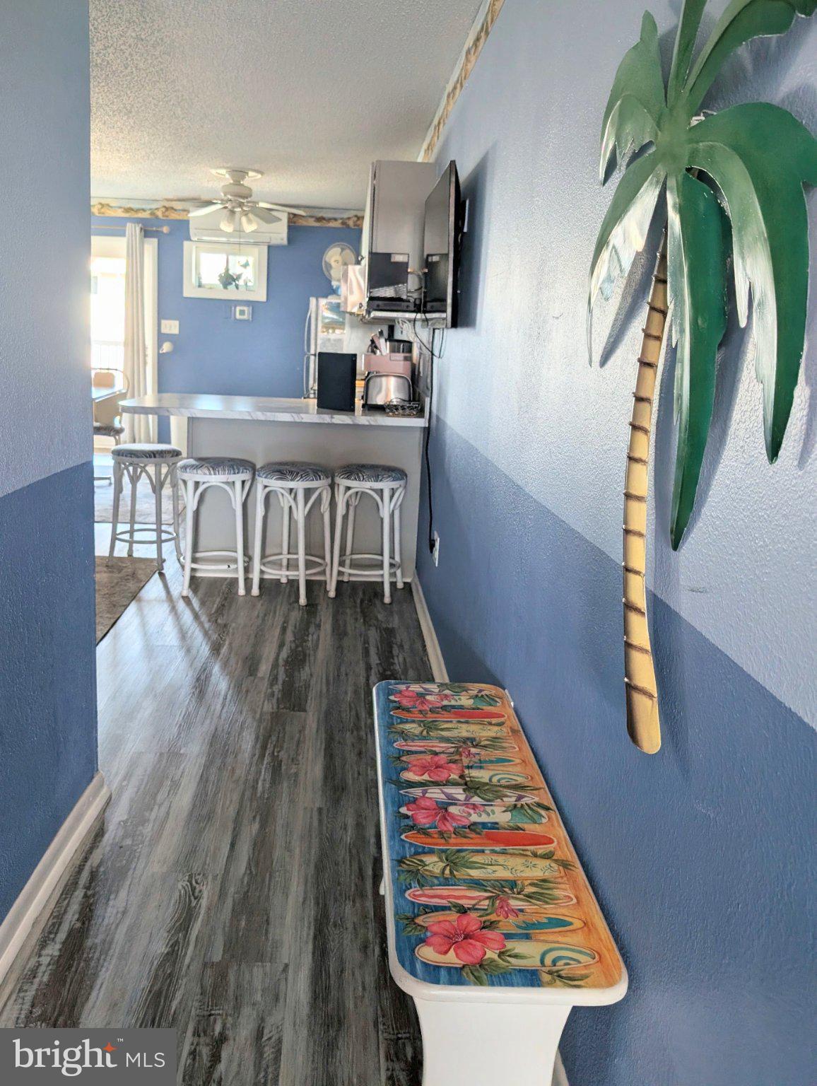 5104 COASTAL HWY HIGHWAY 103S