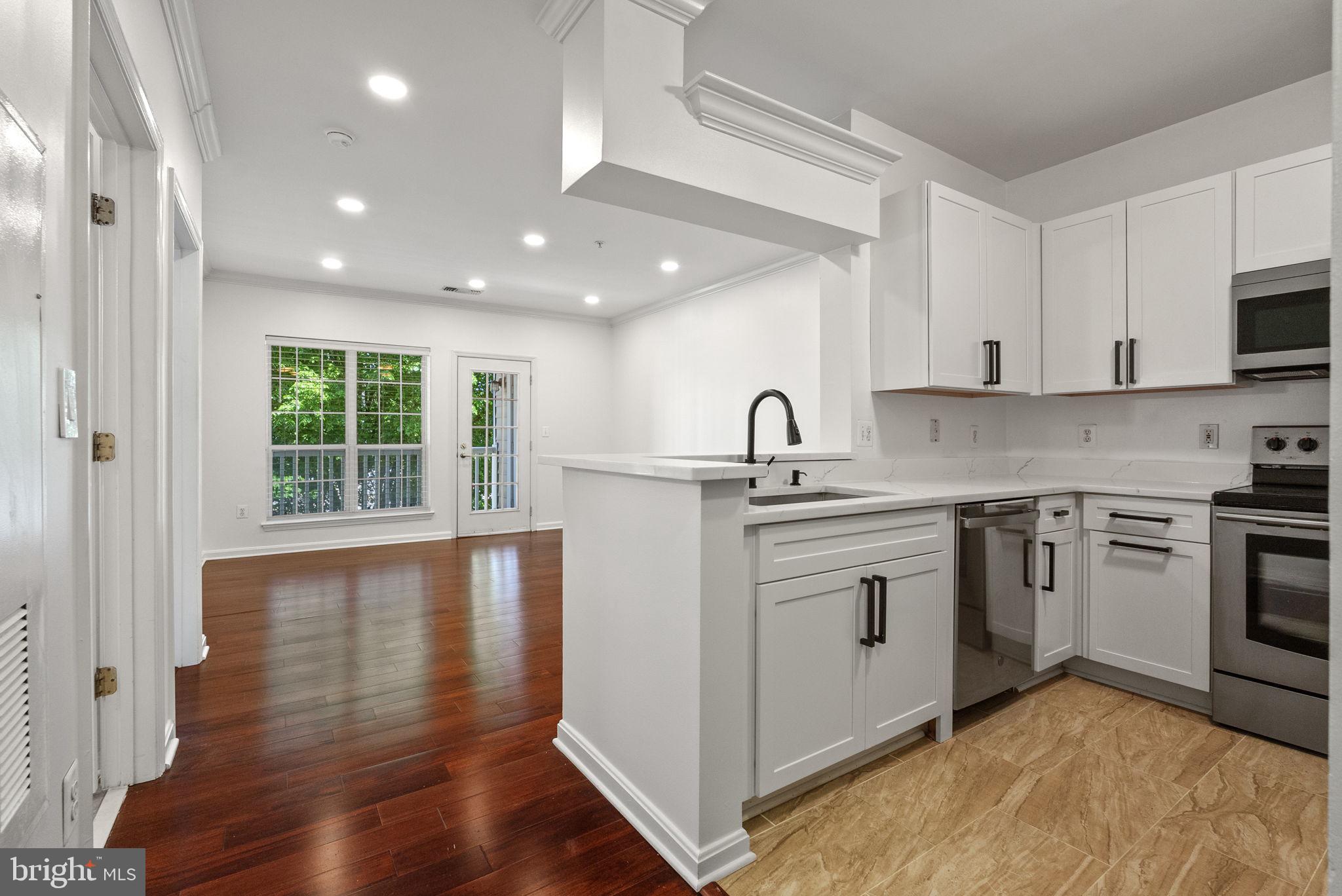 4551 STRUTFIELD LANE 4122