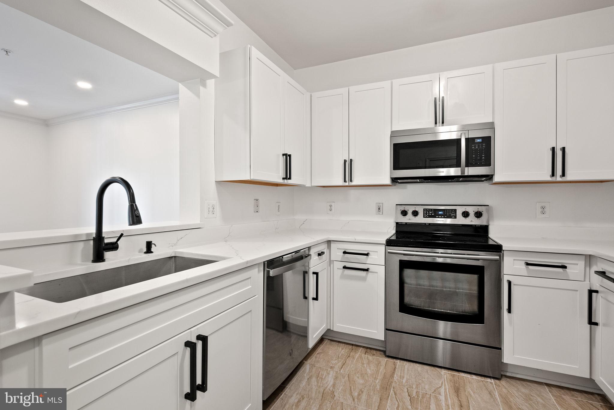 4551 STRUTFIELD LANE 4122
