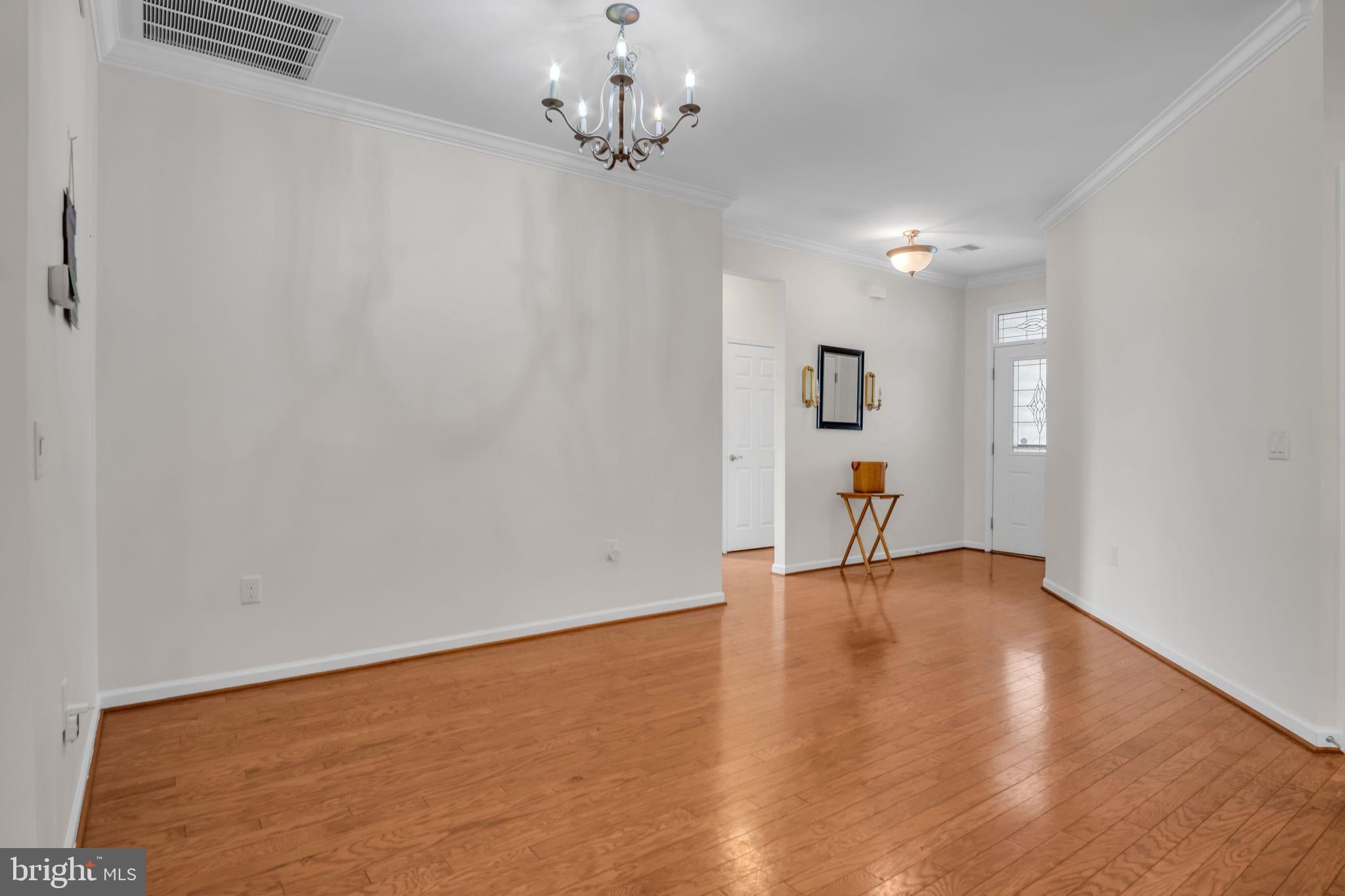 17 SETTLERS DRIVE