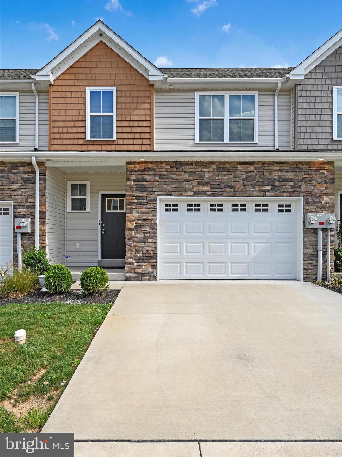 108 STAPLEHILL COURT