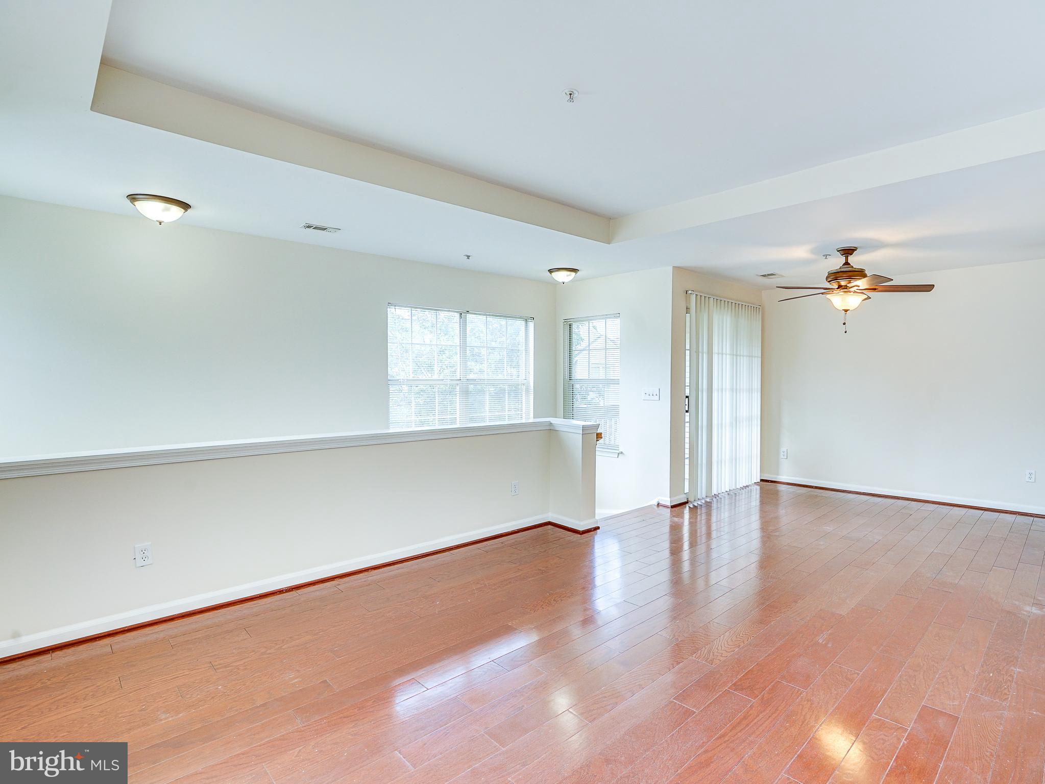 CHELSEA COURTS - Residential Lease