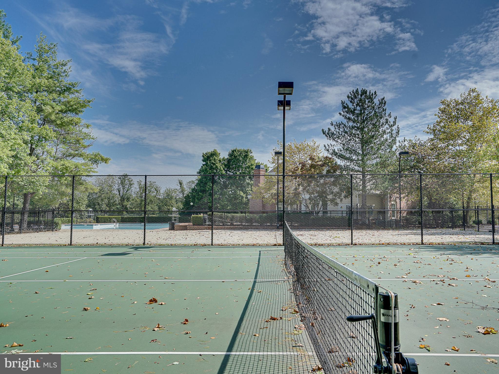 CHELSEA COURTS - Residential Lease