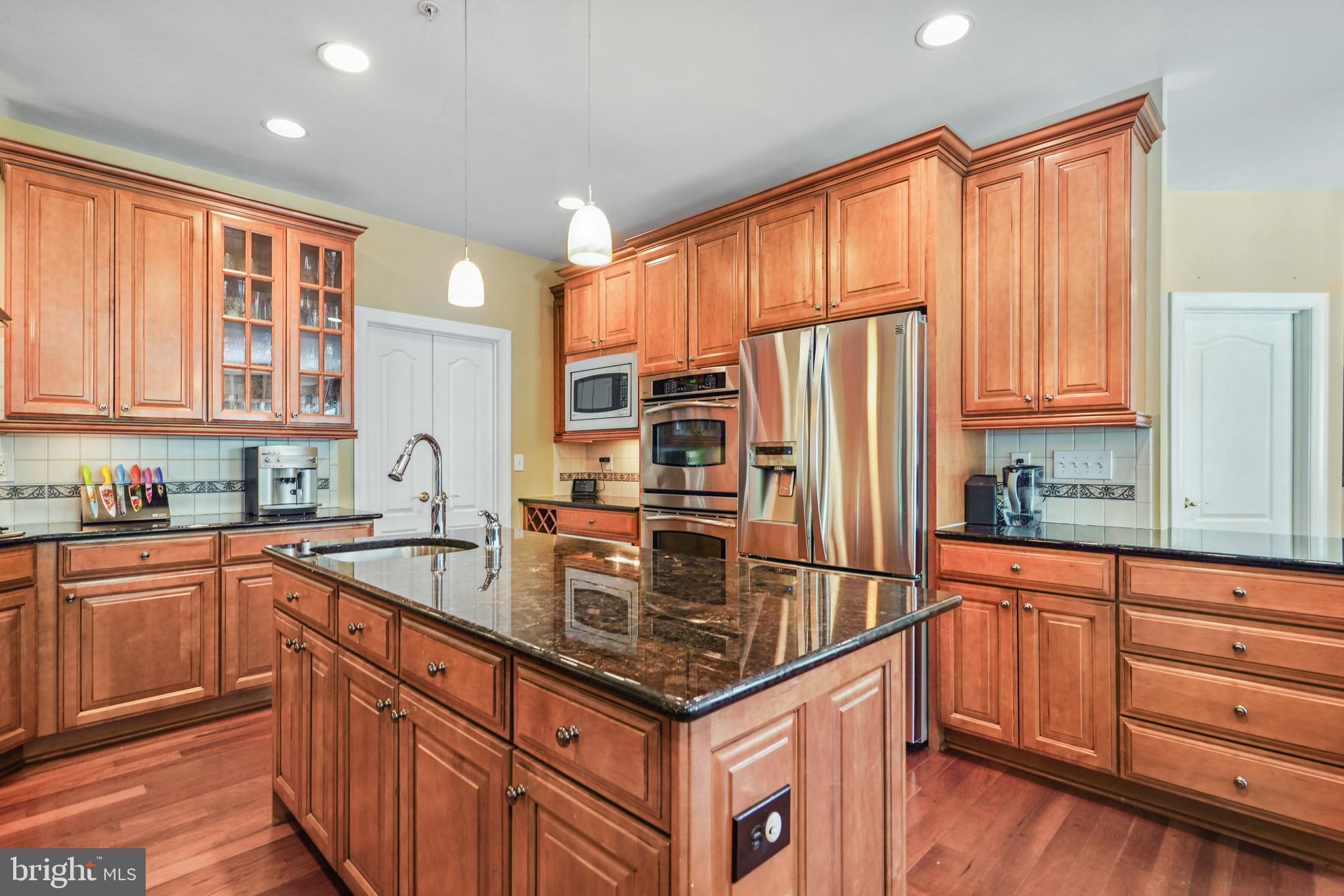 DAMASCUS OUTSIDE - Residential