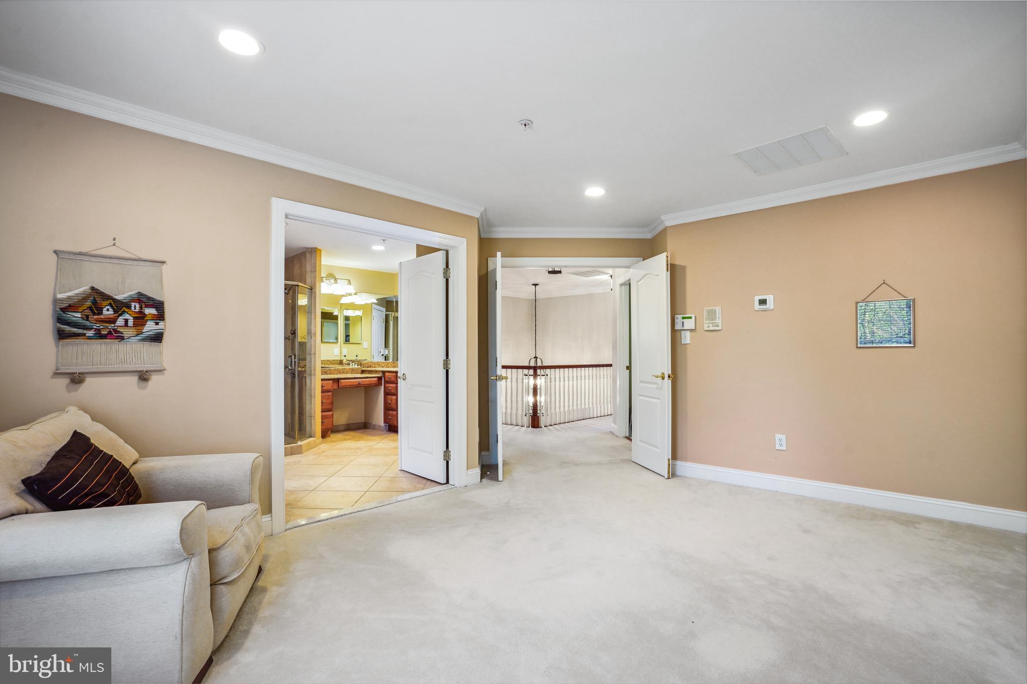 DAMASCUS OUTSIDE - Residential