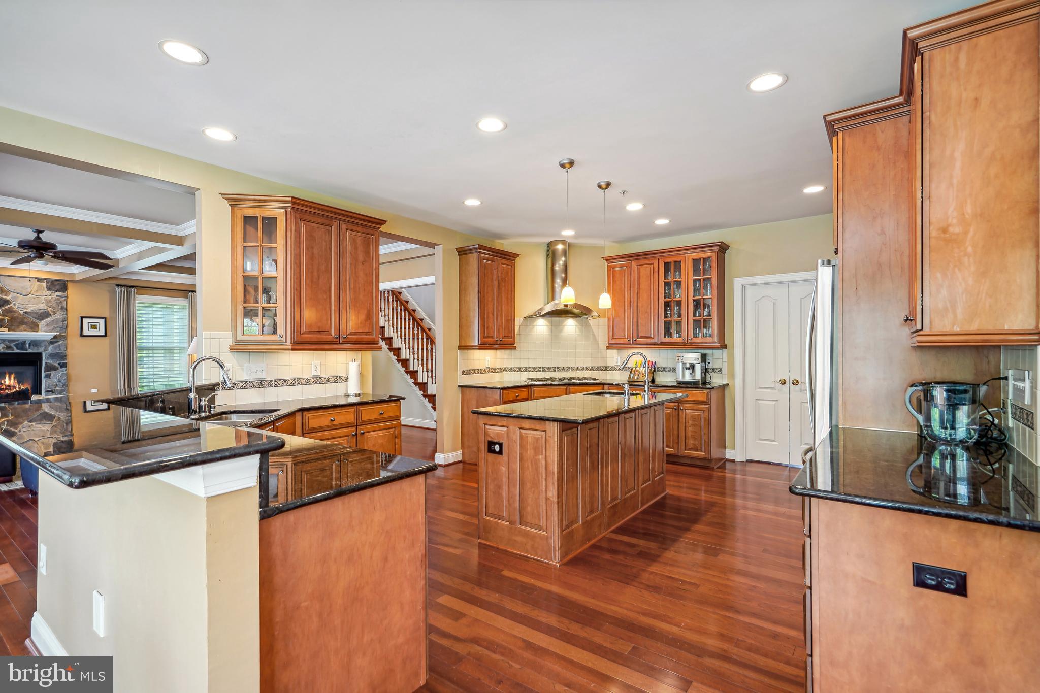 DAMASCUS OUTSIDE - Residential