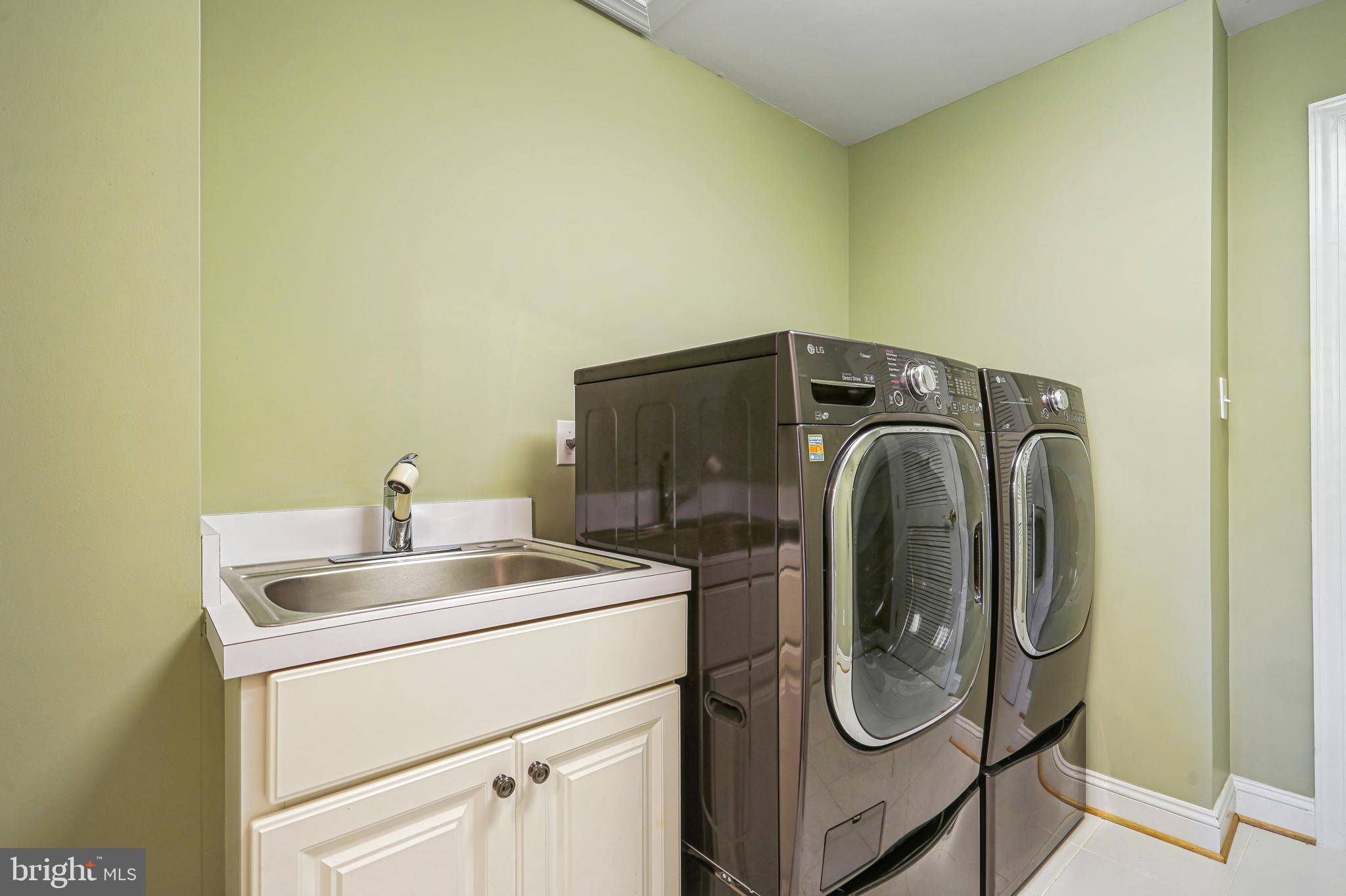 DAMASCUS OUTSIDE - Residential