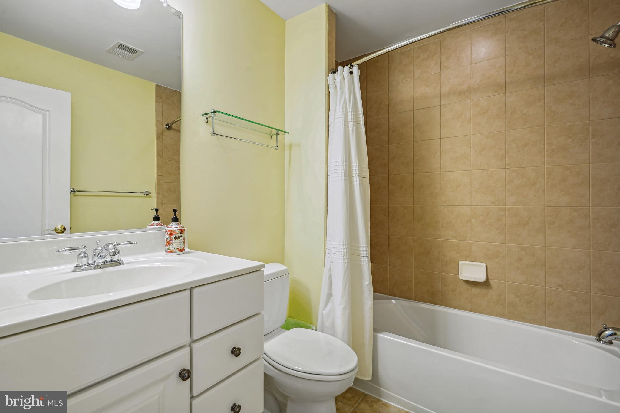 DAMASCUS OUTSIDE - Residential