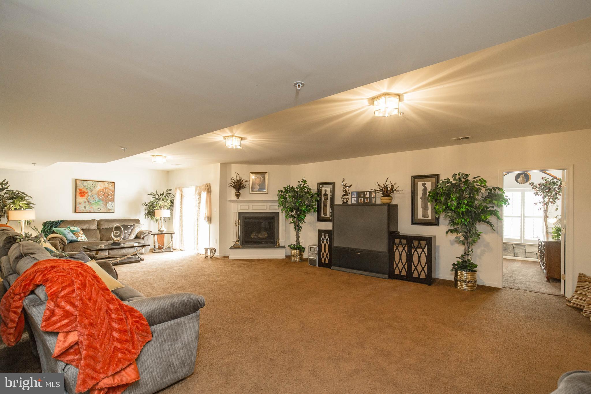 WATERFORD COVE-PLAT 1> - Residential Lease