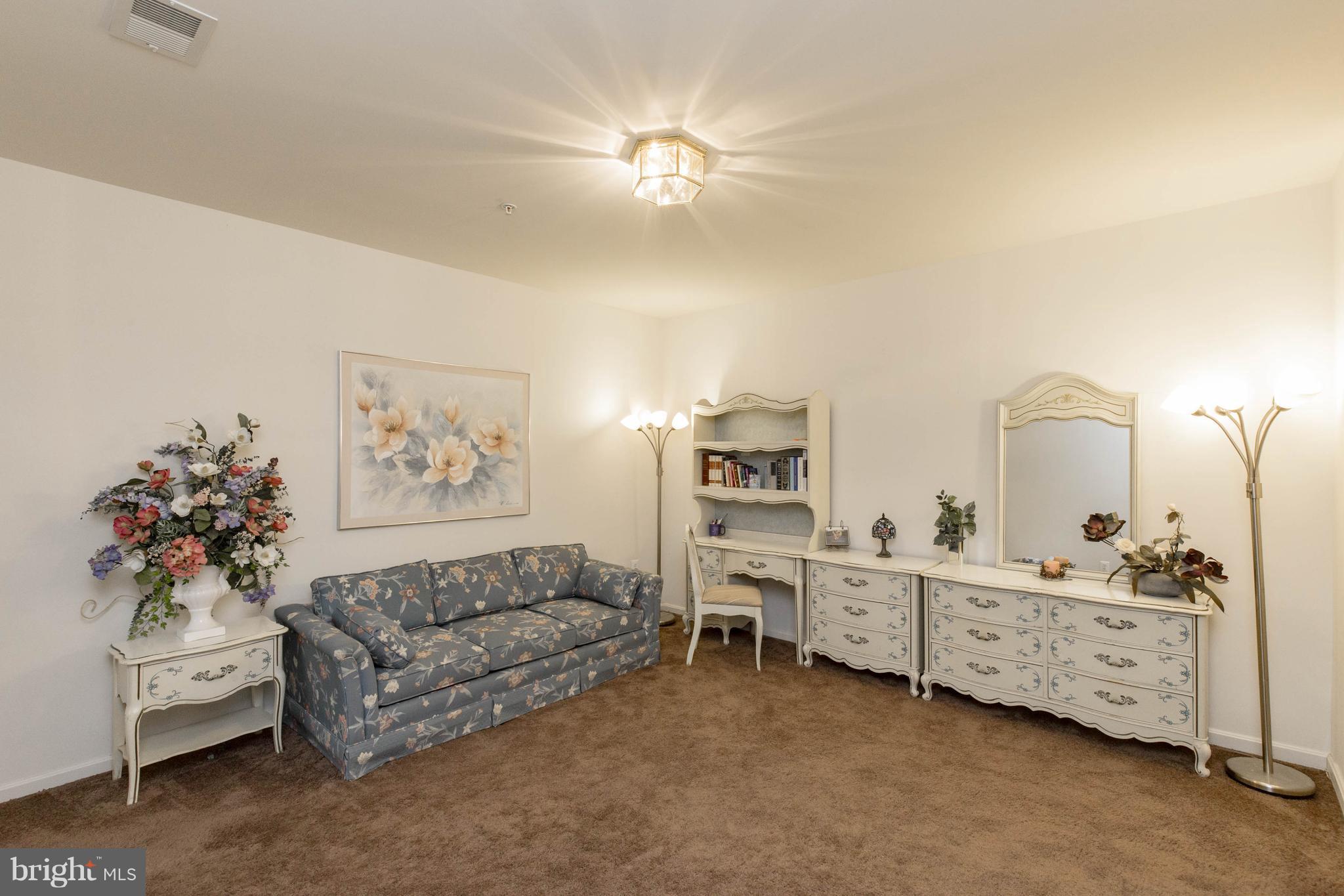 WATERFORD COVE-PLAT 1> - Residential Lease