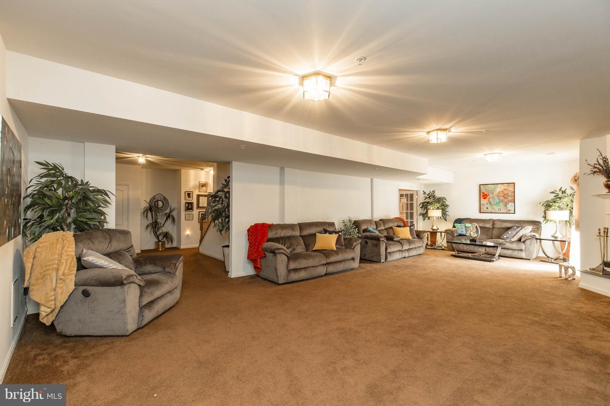 WATERFORD COVE-PLAT 1> - Residential Lease