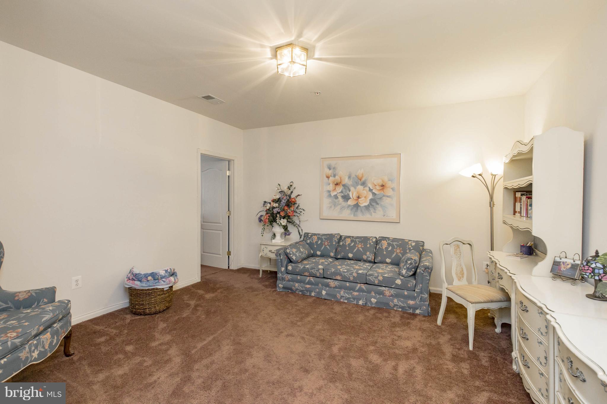 WATERFORD COVE-PLAT 1> - Residential Lease