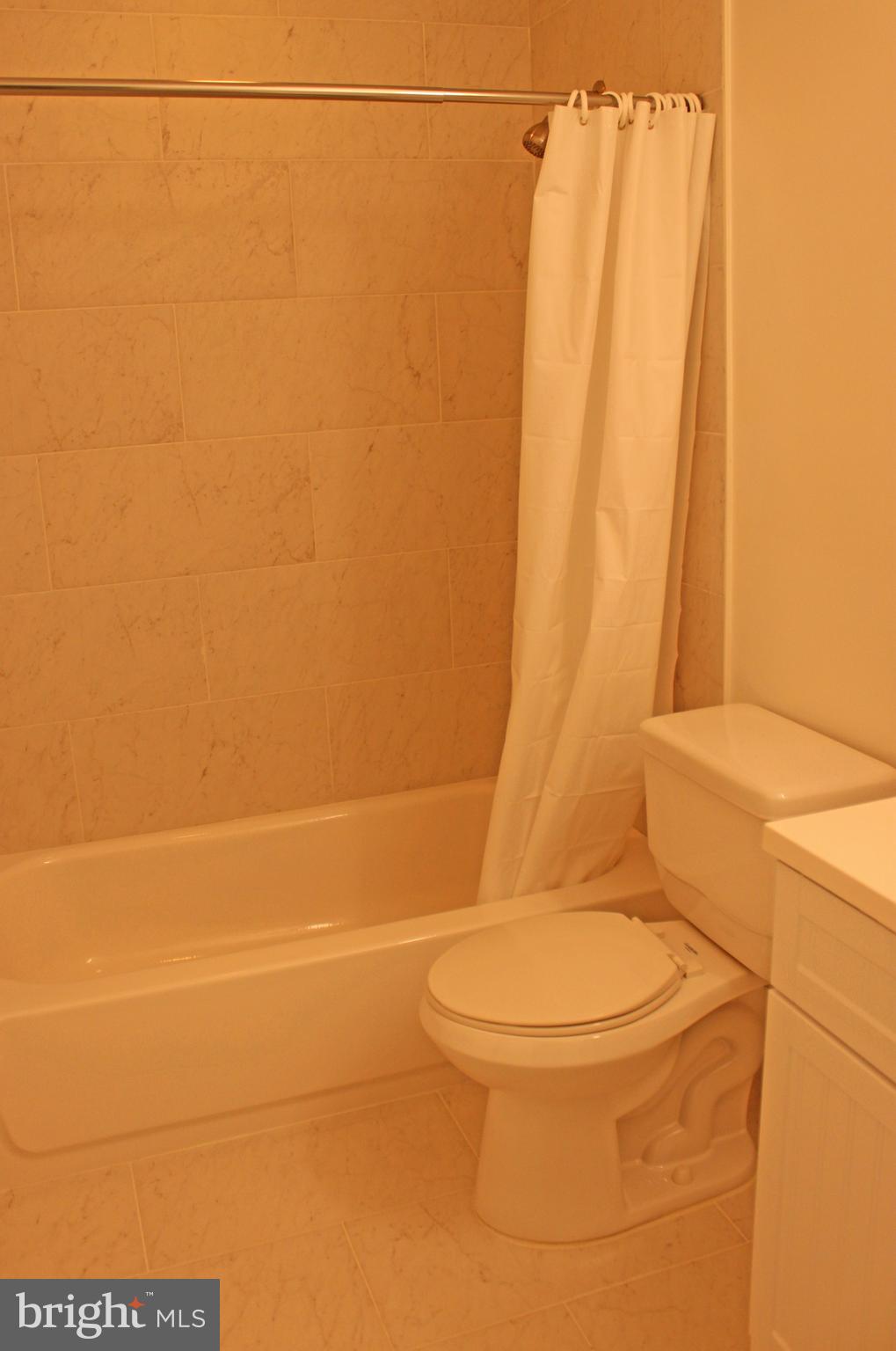 OAK MARR COURTS - Residential Lease