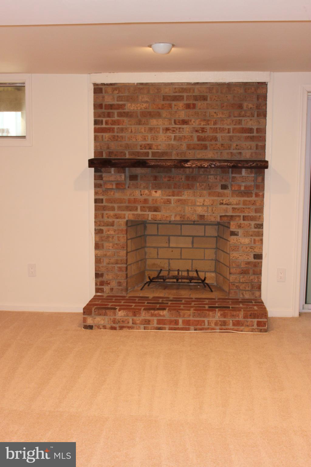 OAK MARR COURTS - Residential Lease