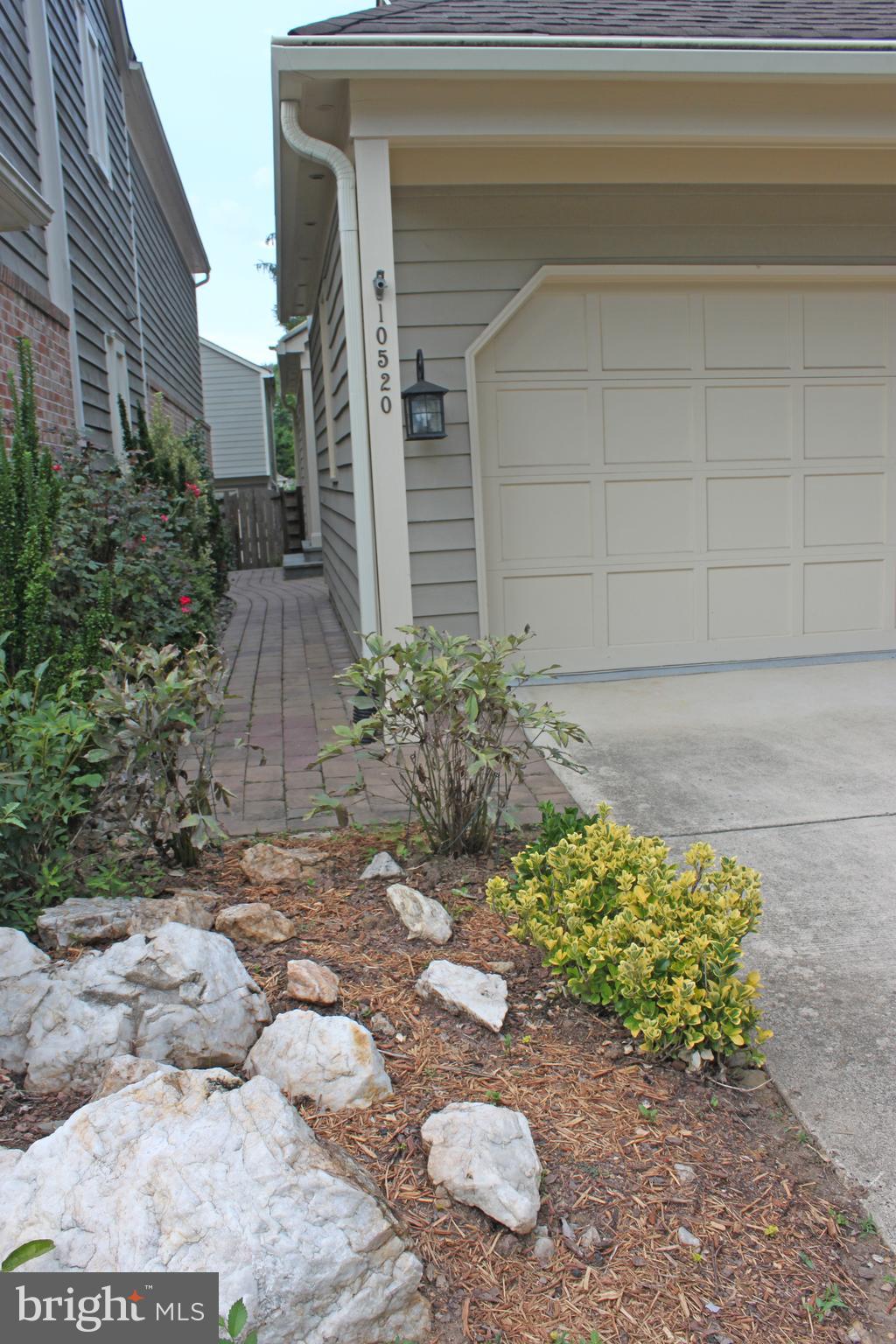 OAK MARR COURTS - Residential Lease