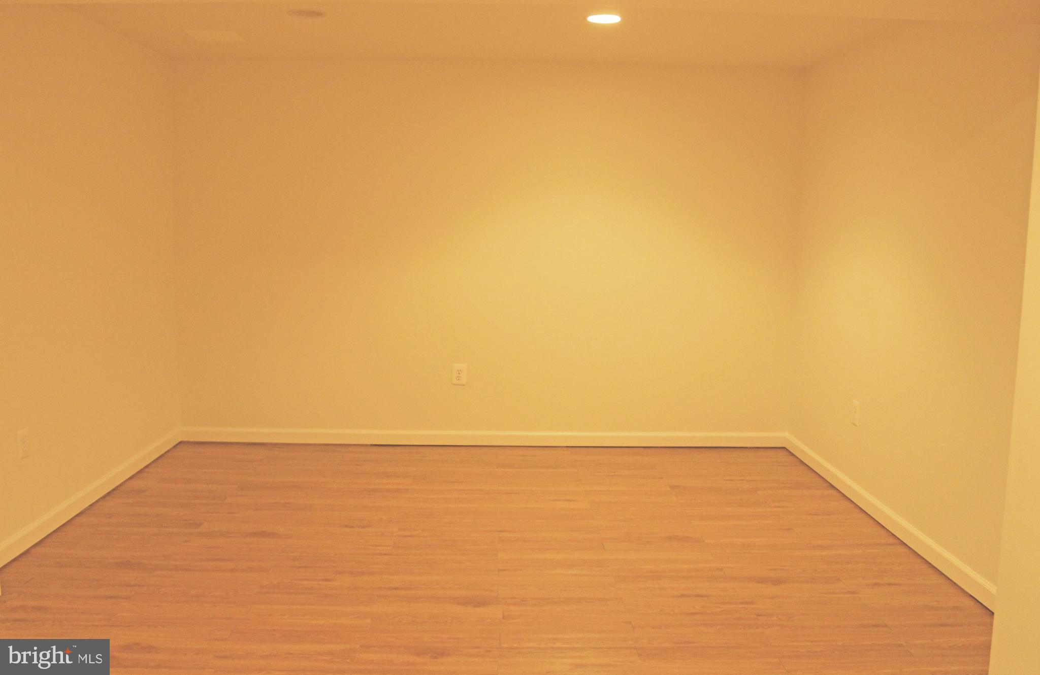 OAK MARR COURTS - Residential Lease