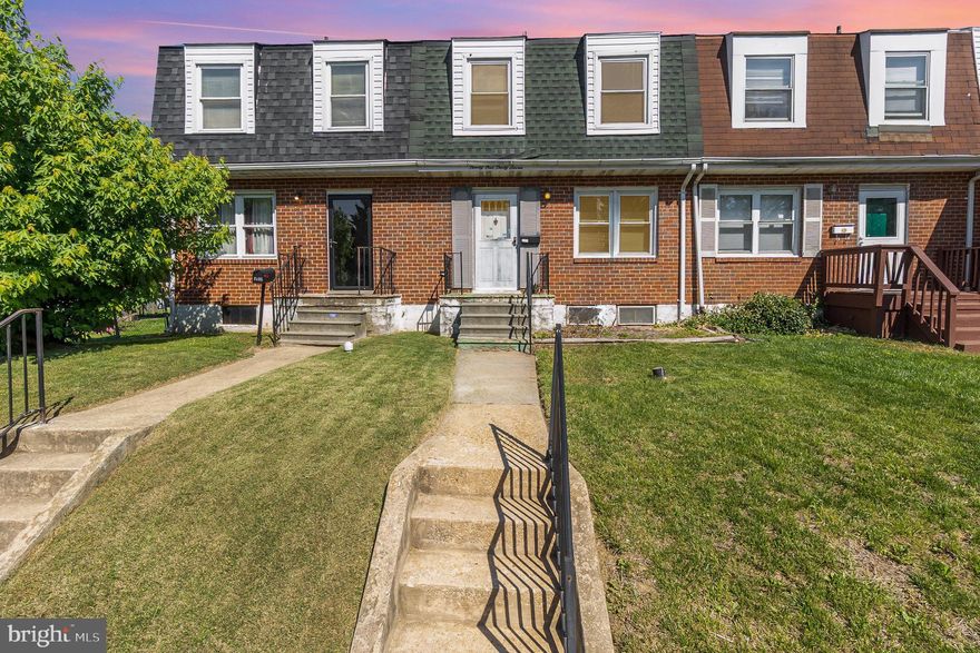 DREAM BIG!   Welcome to this adorable 3-bedroom, 1-bath interior row house, perfectly situated close to shopping and dining.  This home is a blank slate, ready for your personal touch and creative vision! Step inside to discover a spacious layout with plenty of natural light, offering the perfect opportunity to design your dream space.
The unfinished basement provides ample storage or the potential for additional living space. Out back, you’ll find a convenient parking pad—no more hunting for street parking! Whether you’re a first-time buyer, investor, or DIY enthusiast, this home is full of promise. Don’t miss the chance to make it your own!