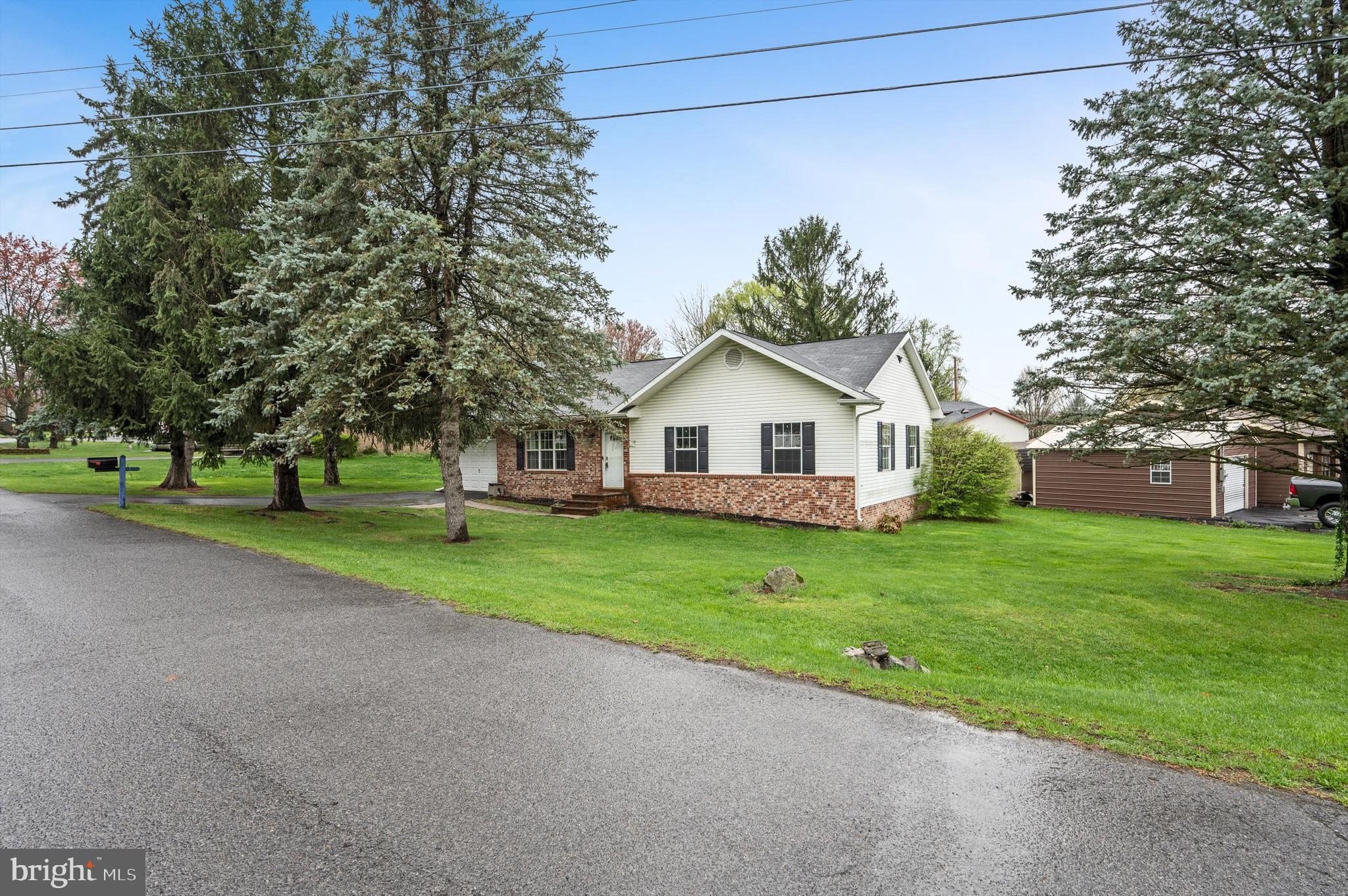 PIKEVIEW ACRES WEST - Residential