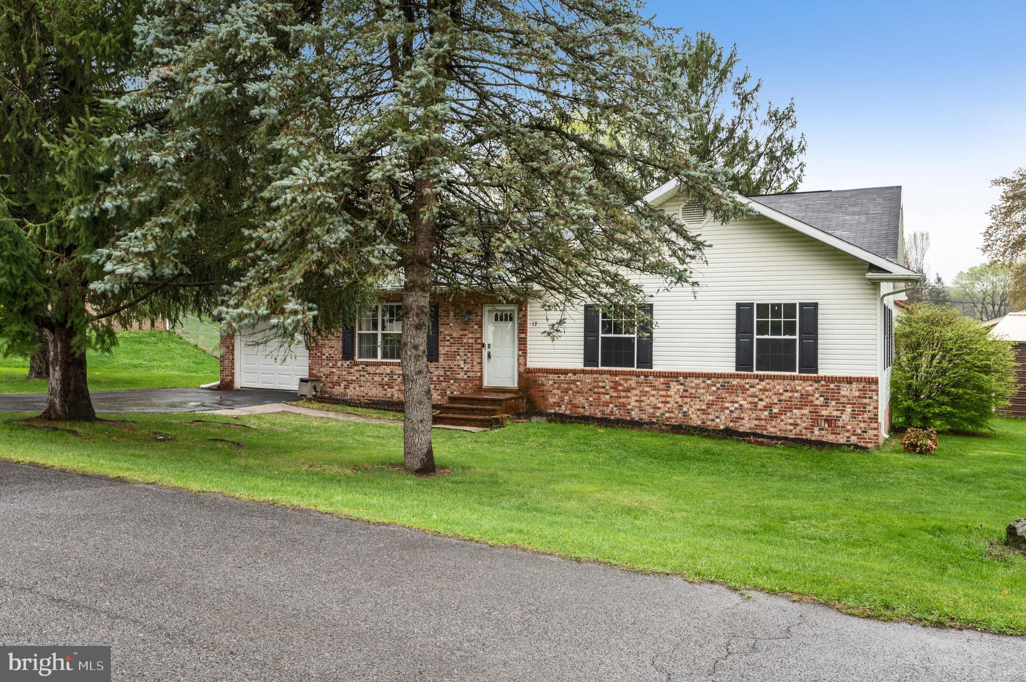 PIKEVIEW ACRES WEST - Residential