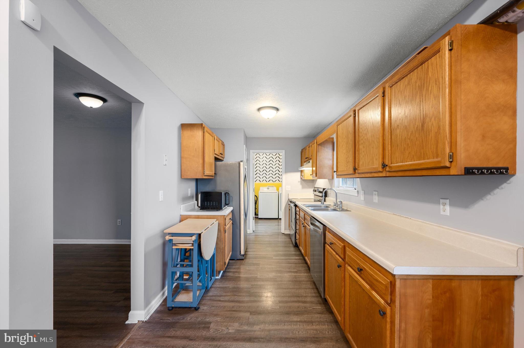 PIKEVIEW ACRES WEST - Residential