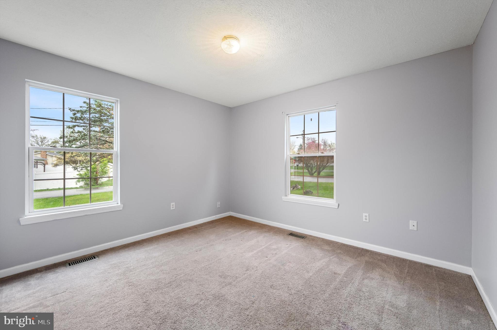 PIKEVIEW ACRES WEST - Residential