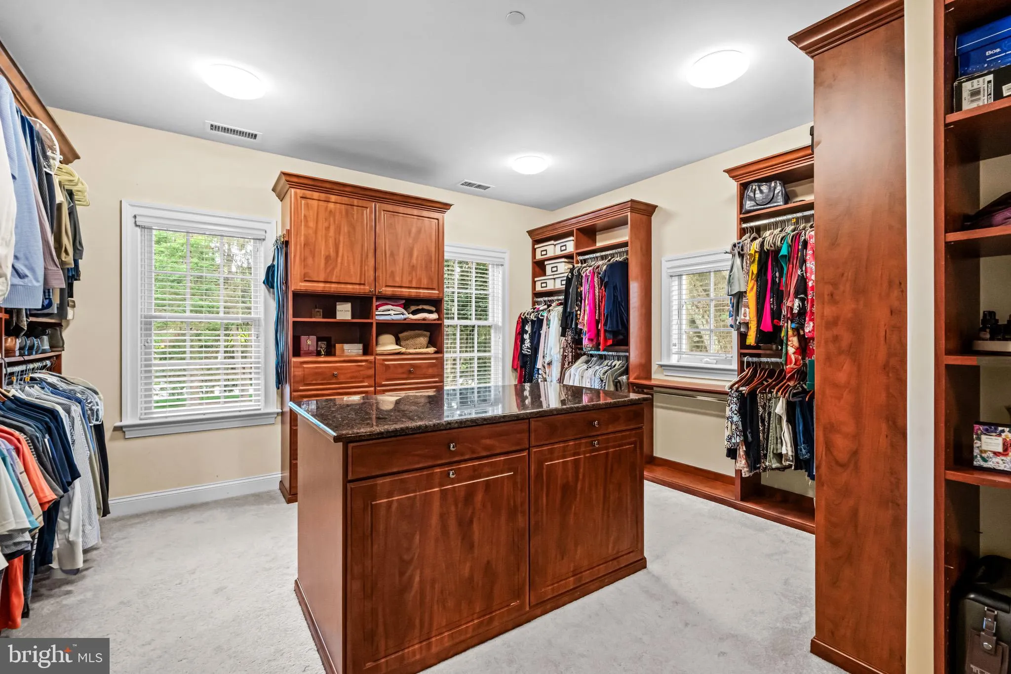 Newtown Square, Pennsylvania 19073, United States, 5 Bedrooms Bedrooms, ,7 BathroomsBathrooms,Residential,Pending,156579