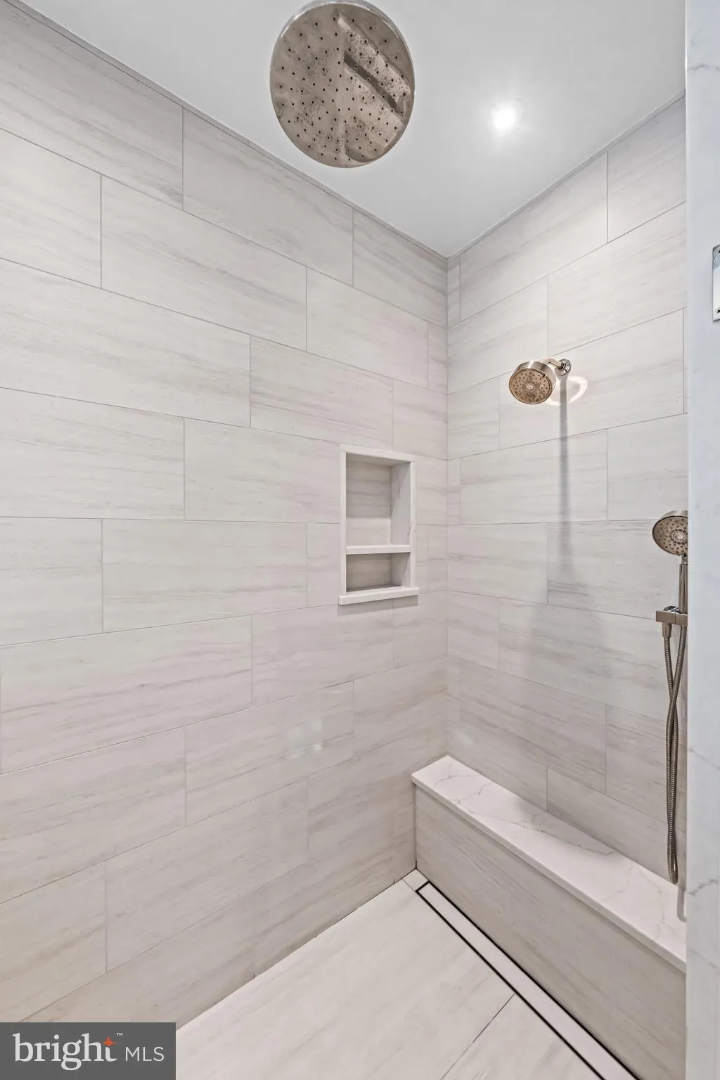 Newtown Square, Pennsylvania 19073, United States, 5 Bedrooms Bedrooms, ,7 BathroomsBathrooms,Residential,Pending,156579