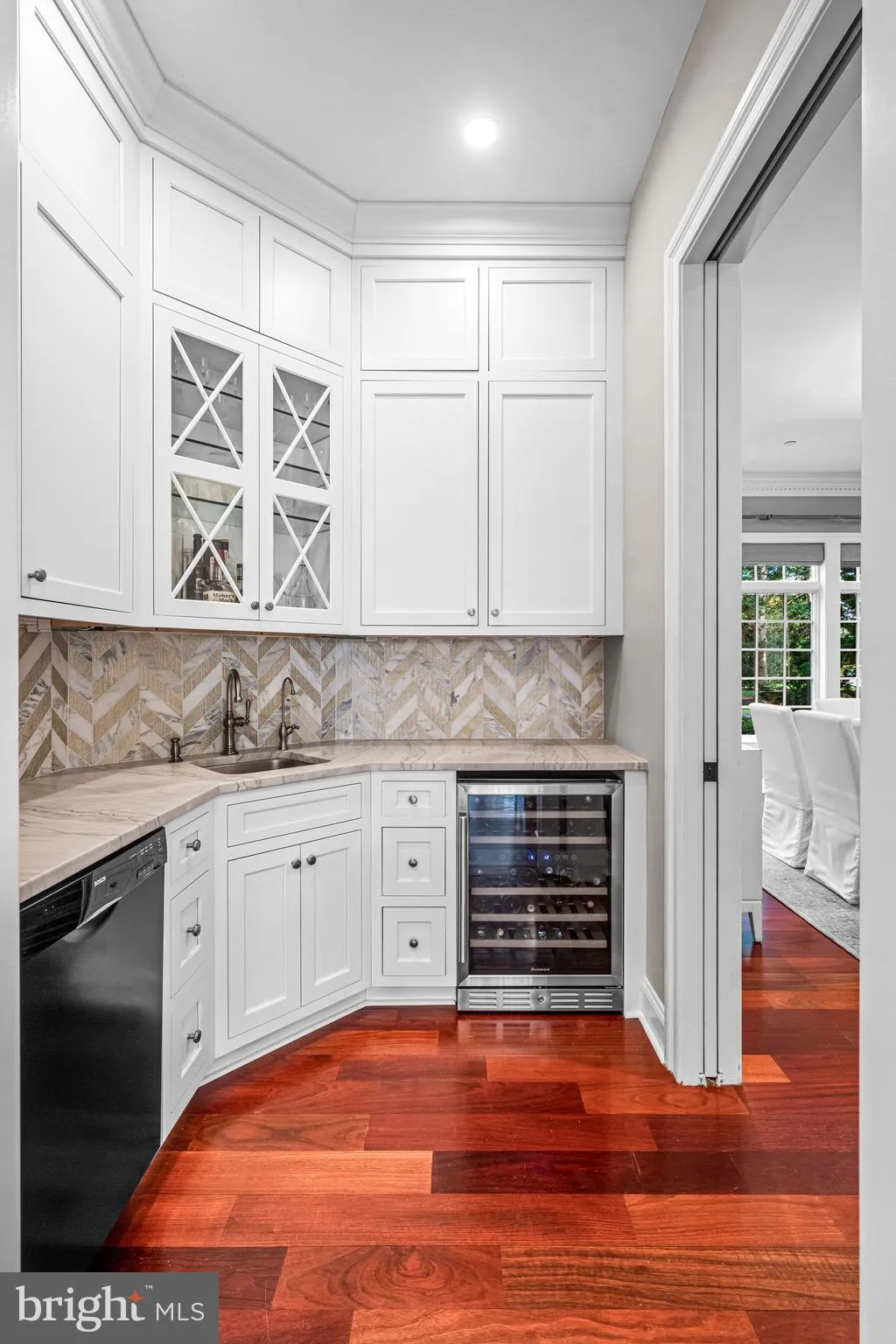 Newtown Square, Pennsylvania 19073, United States, 5 Bedrooms Bedrooms, ,7 BathroomsBathrooms,Residential,Pending,156579