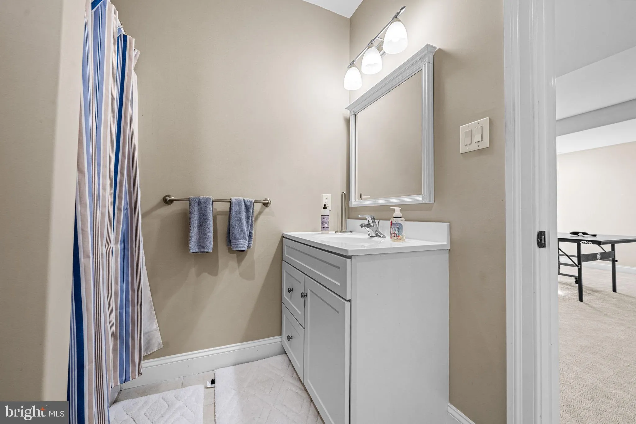 Newtown Square, Pennsylvania 19073, United States, 5 Bedrooms Bedrooms, ,7 BathroomsBathrooms,Residential,Pending,156579