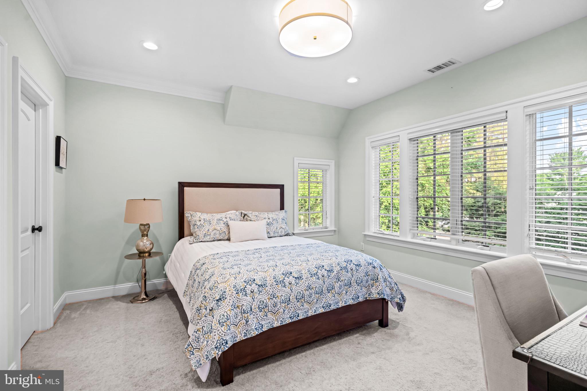 ARONIMINK - Residential